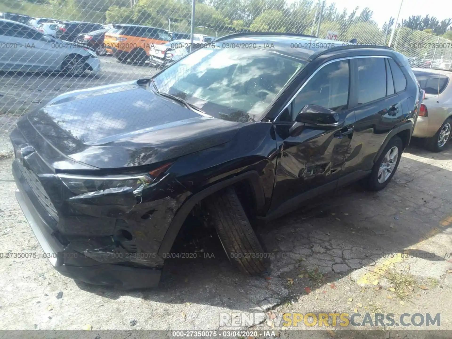 2 Фотография поврежденного автомобиля JTMP1RFV1KD522246 TOYOTA RAV4 2019