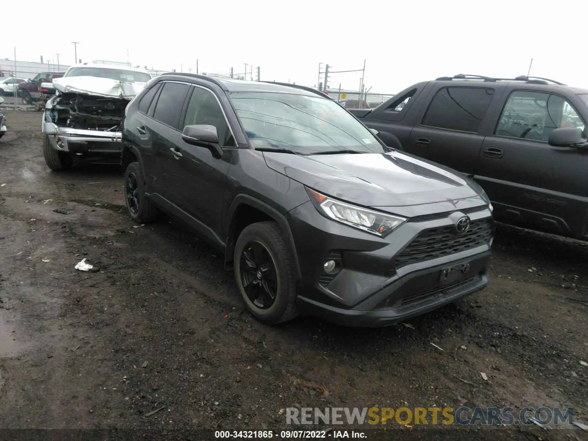 1 Photograph of a damaged car JTMP1RFV1KJ004395 TOYOTA RAV4 2019