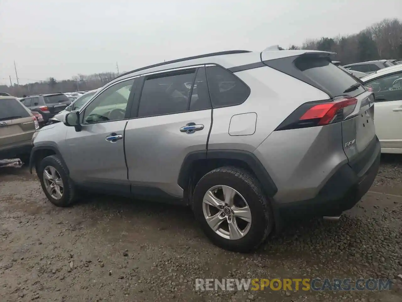 2 Photograph of a damaged car JTMP1RFV1KJ008592 TOYOTA RAV4 2019