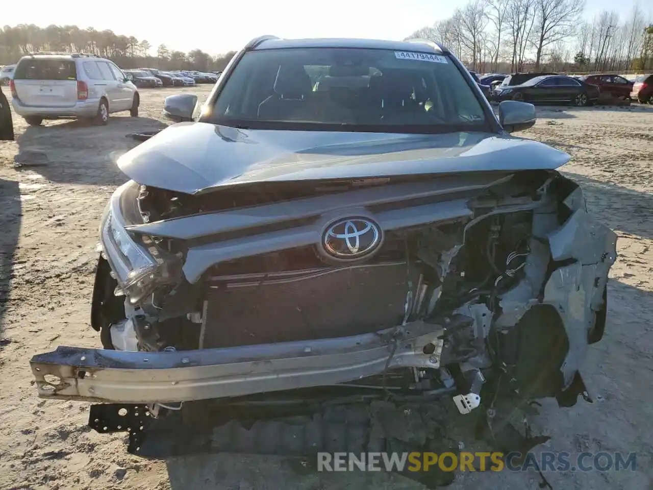 5 Photograph of a damaged car JTMP1RFV1KJ017342 TOYOTA RAV4 2019