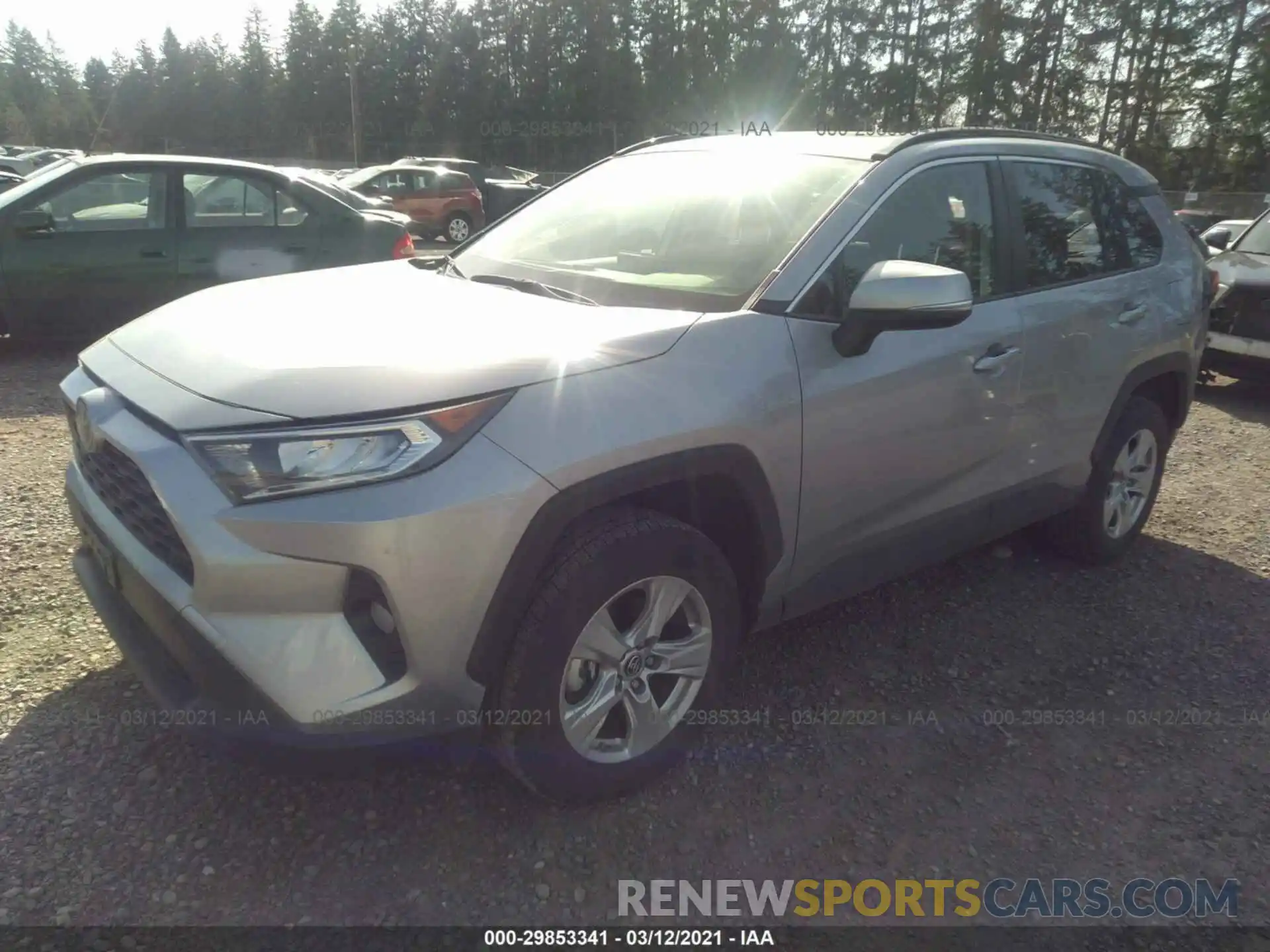 2 Фотография поврежденного автомобиля JTMP1RFV2KD030521 TOYOTA RAV4 2019