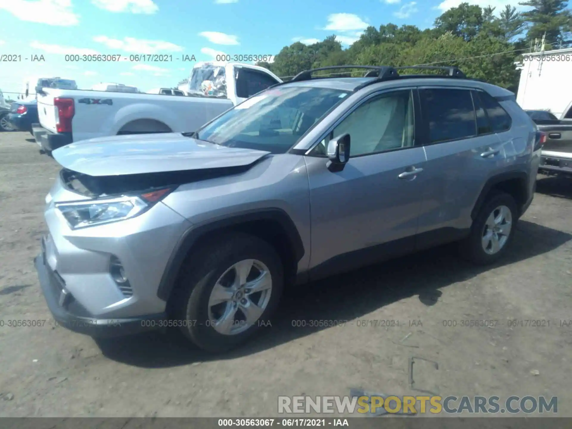 2 Photograph of a damaged car JTMP1RFV2KD036979 TOYOTA RAV4 2019