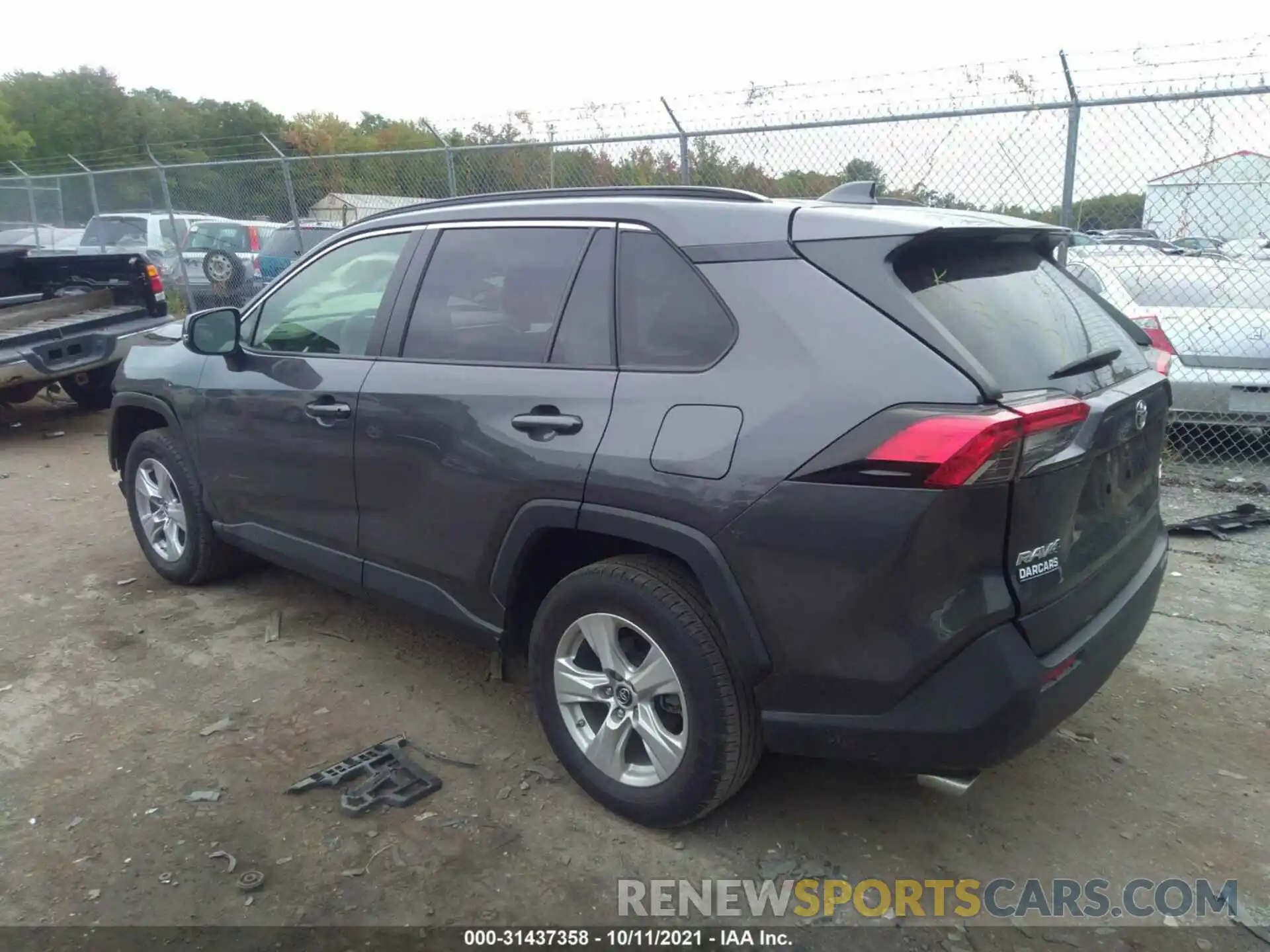 3 Фотография поврежденного автомобиля JTMP1RFV2KD037100 TOYOTA RAV4 2019