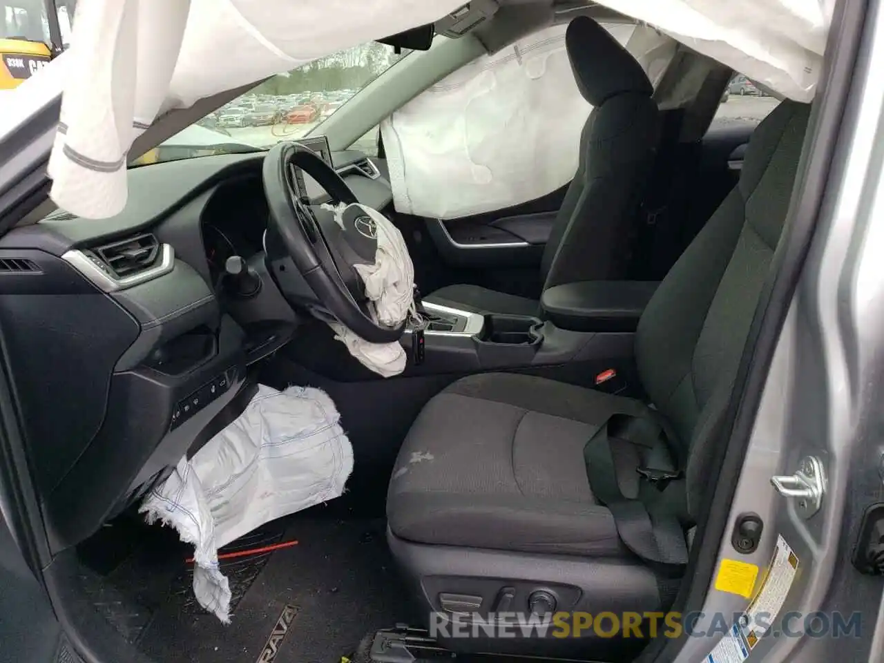 5 Photograph of a damaged car JTMP1RFV2KD039333 TOYOTA RAV4 2019