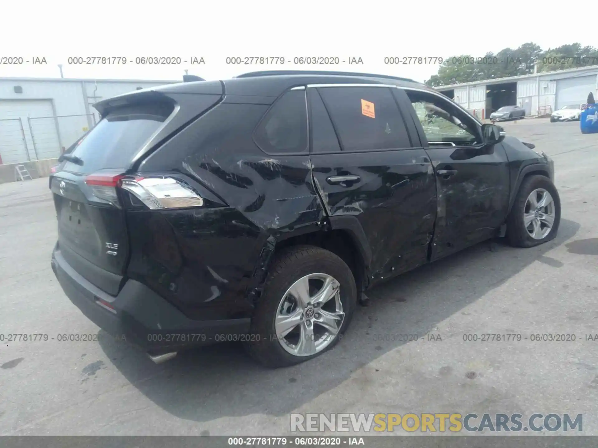 4 Фотография поврежденного автомобиля JTMP1RFV2KD045682 TOYOTA RAV4 2019