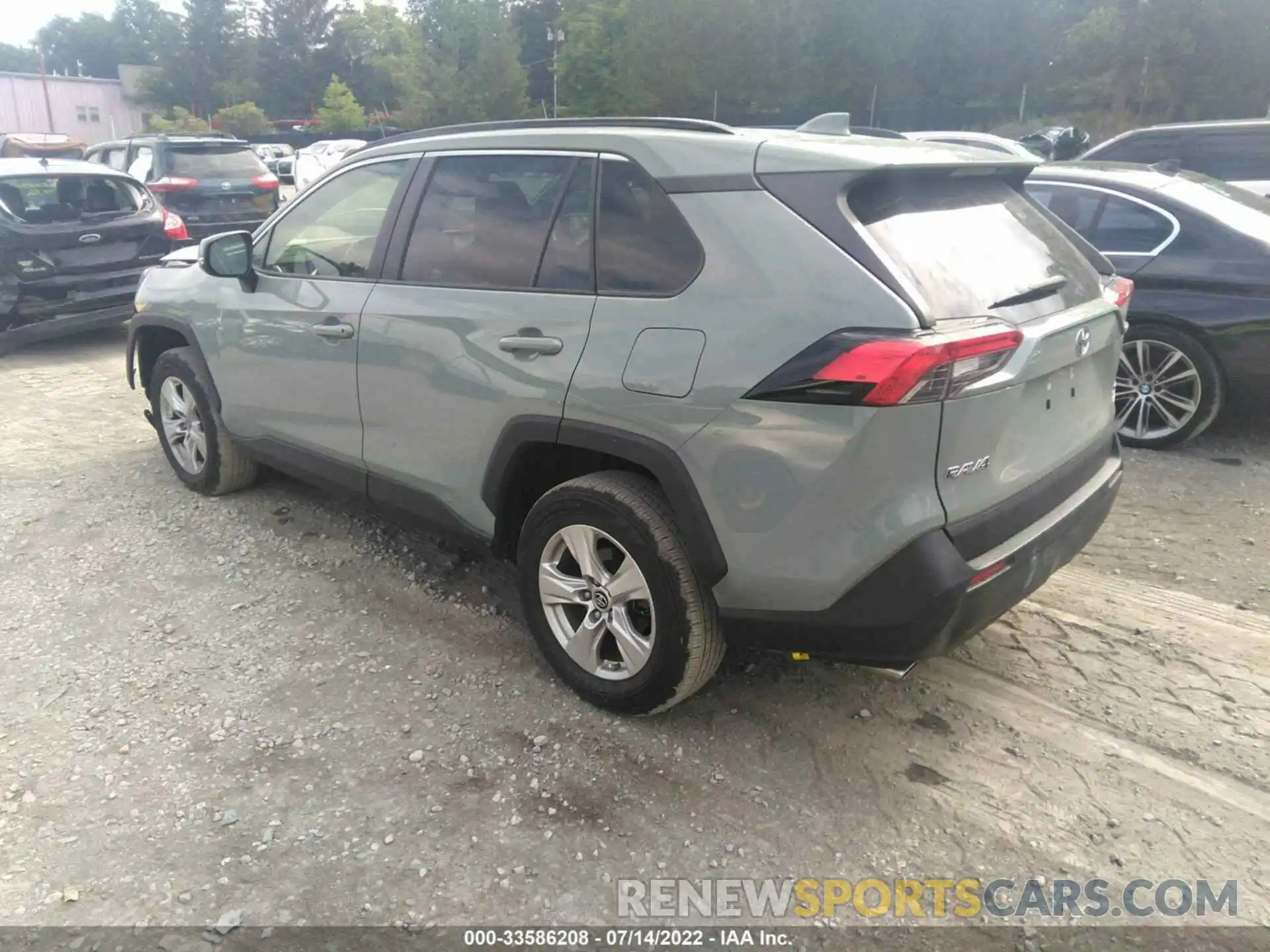 3 Photograph of a damaged car JTMP1RFV2KD501499 TOYOTA RAV4 2019