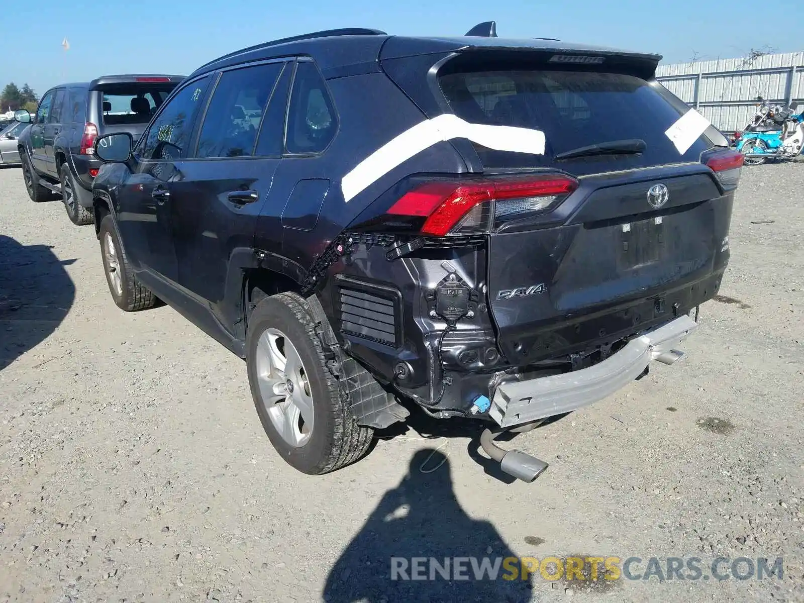 3 Photograph of a damaged car JTMP1RFV2KD505343 TOYOTA RAV4 2019