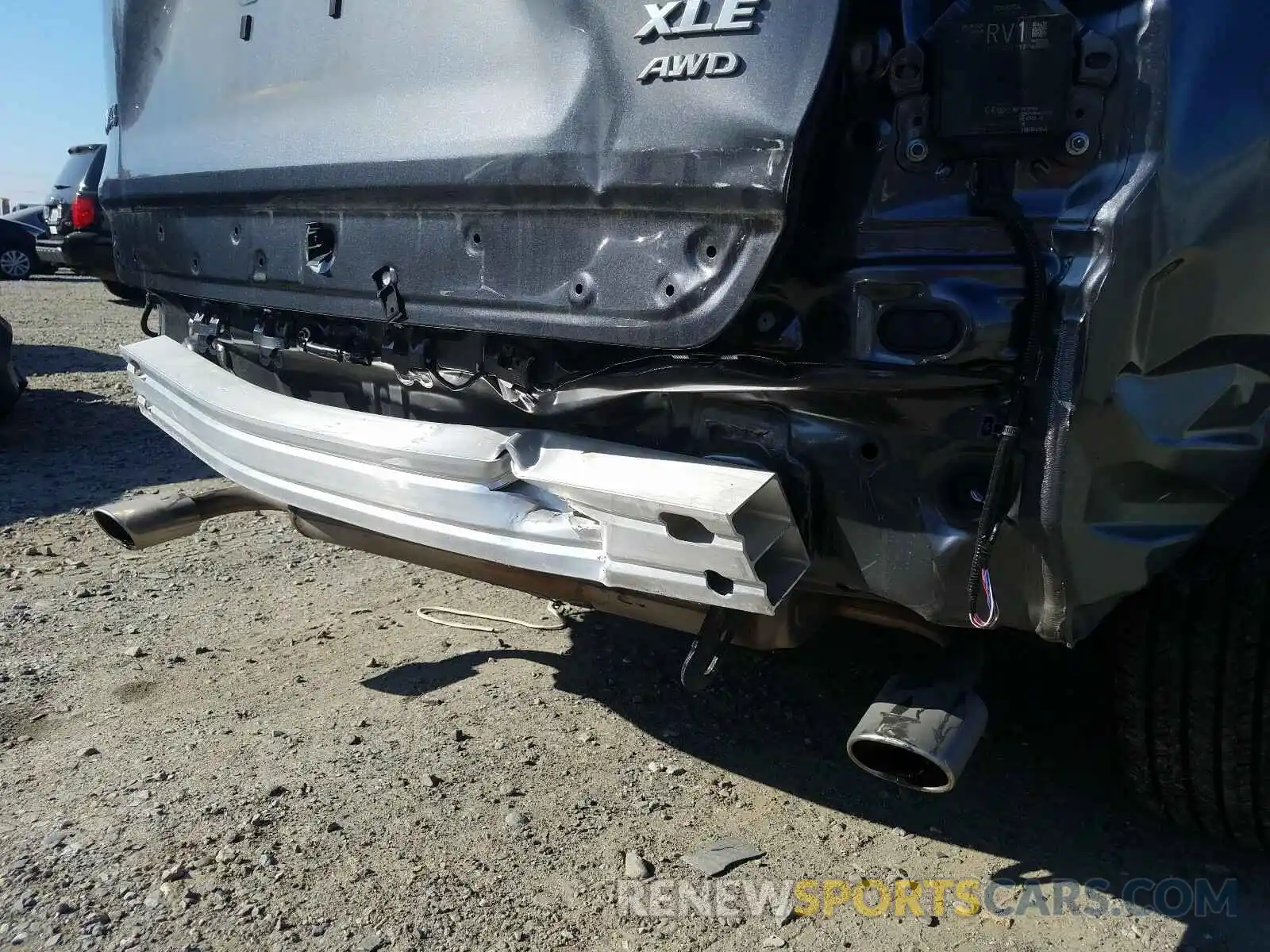 9 Photograph of a damaged car JTMP1RFV2KD505343 TOYOTA RAV4 2019