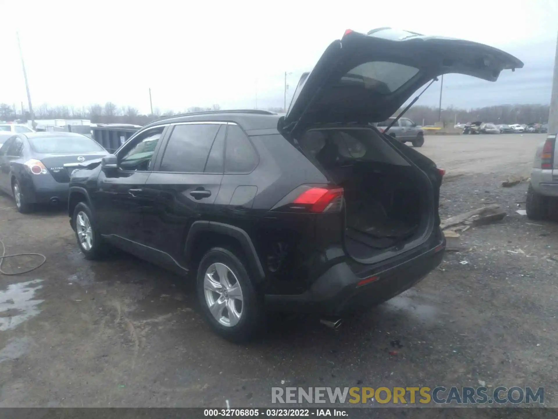 3 Photograph of a damaged car JTMP1RFV2KD506802 TOYOTA RAV4 2019