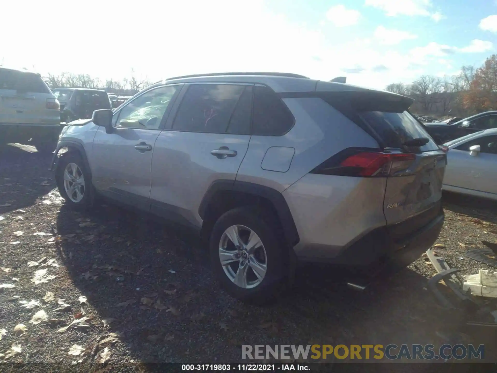 3 Photograph of a damaged car JTMP1RFV2KD512356 TOYOTA RAV4 2019