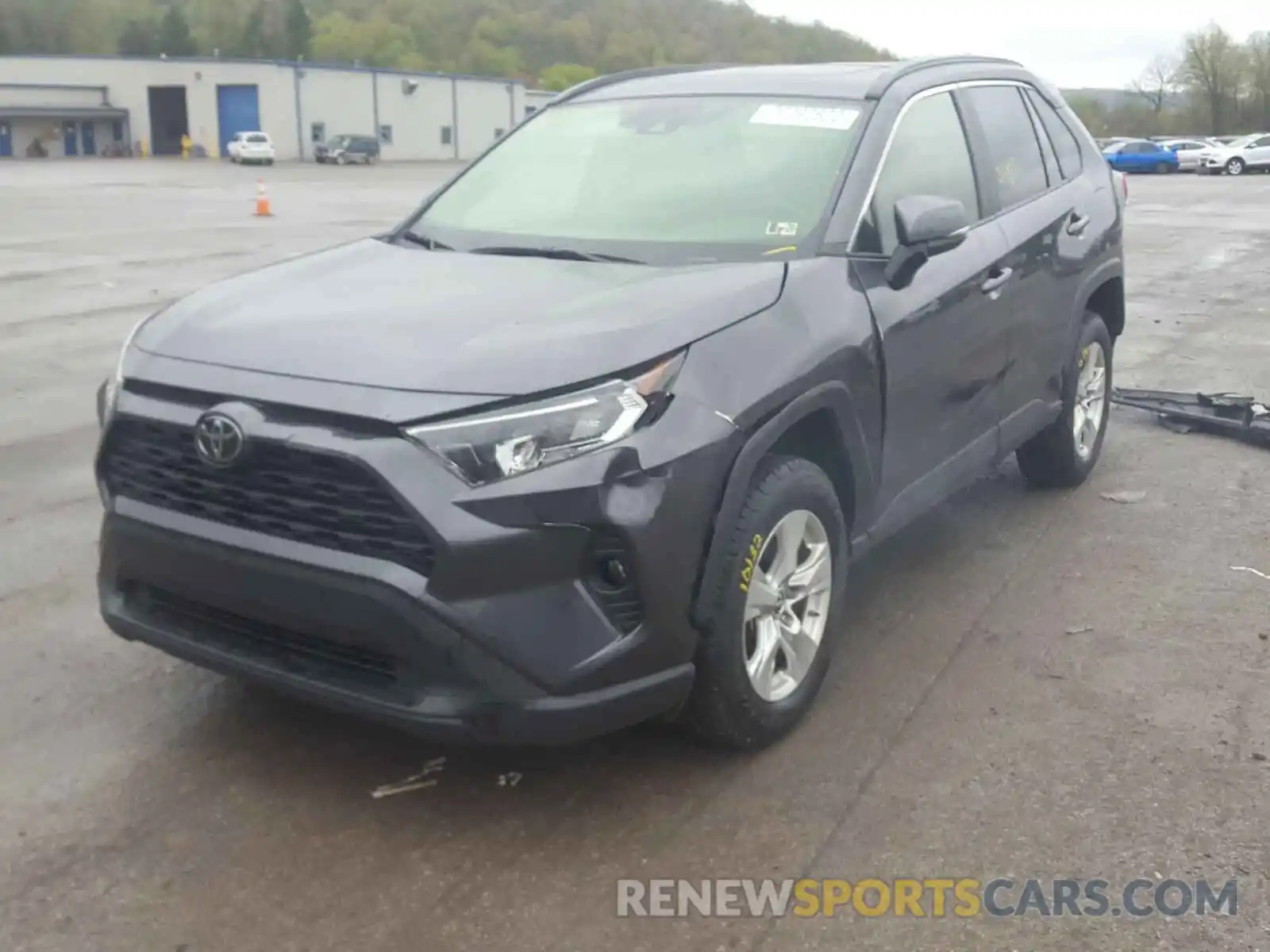 2 Photograph of a damaged car JTMP1RFV2KJ001280 TOYOTA RAV4 2019