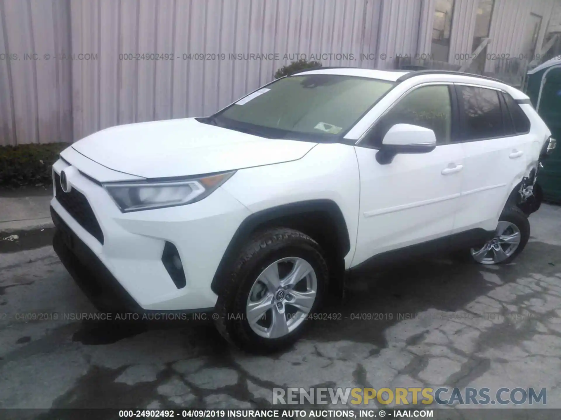 2 Photograph of a damaged car JTMP1RFV2KJ001683 TOYOTA RAV4 2019