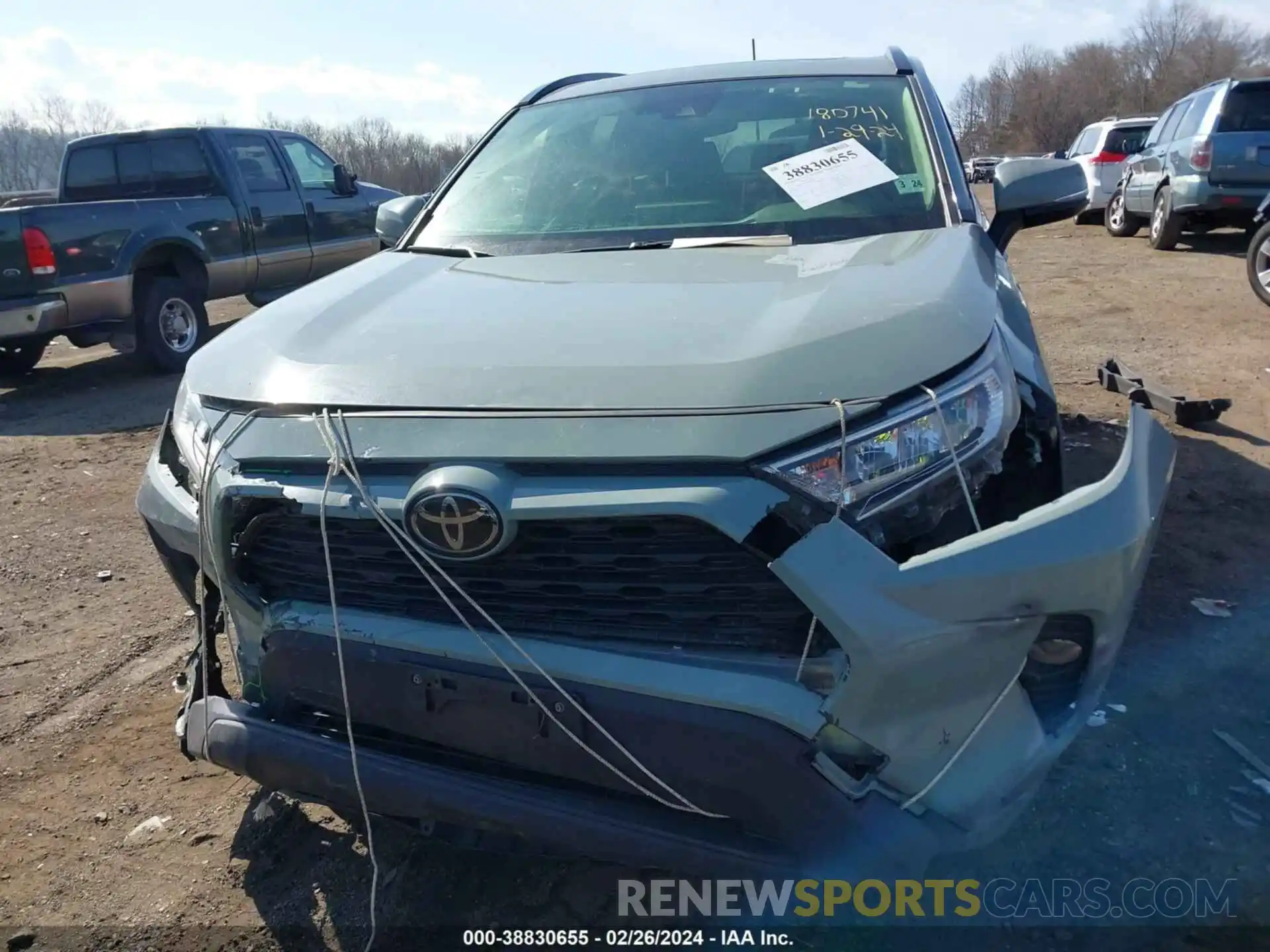 6 Photograph of a damaged car JTMP1RFV2KJ006849 TOYOTA RAV4 2019