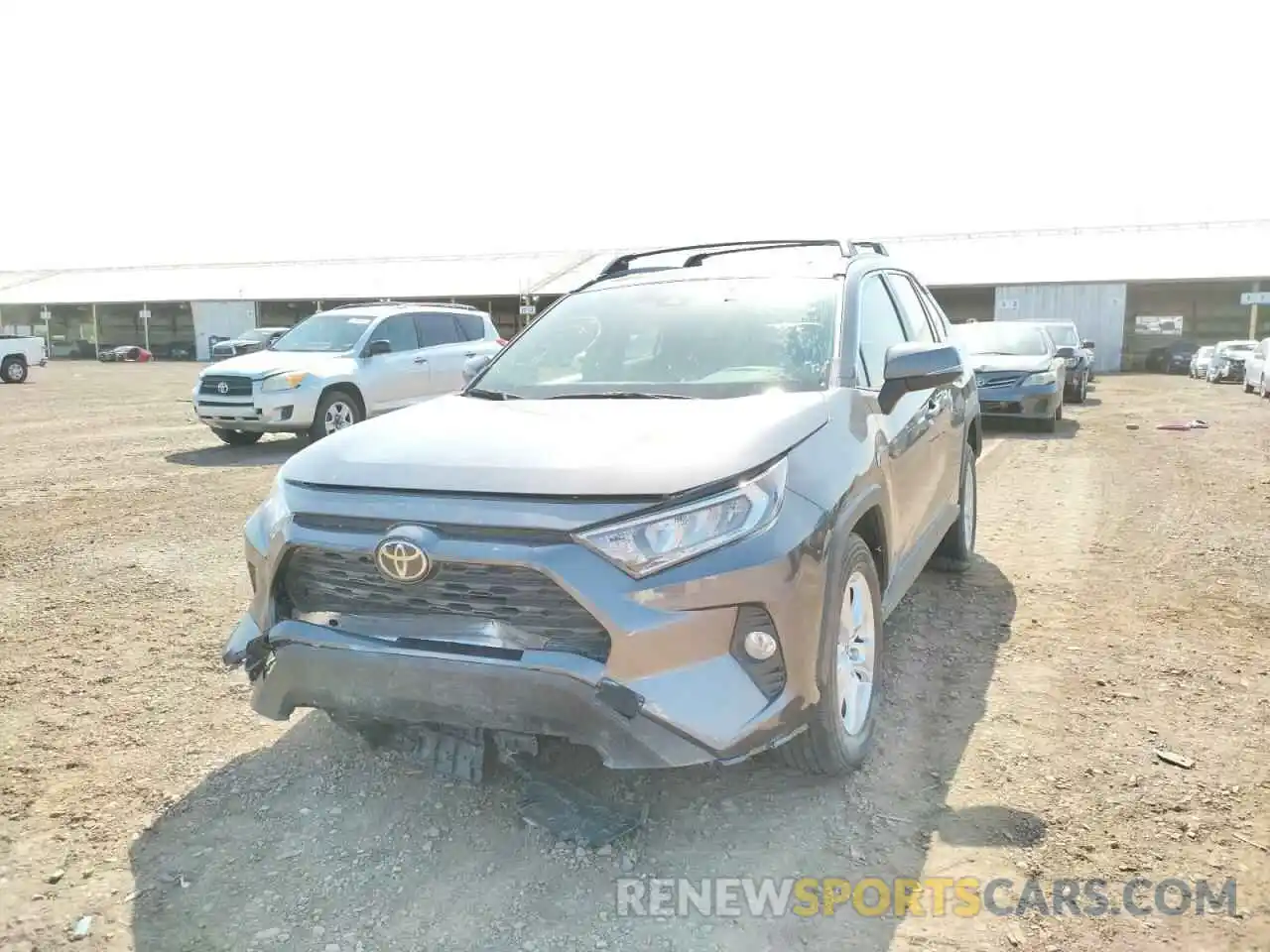 9 Фотография поврежденного автомобиля JTMP1RFV2KJ020881 TOYOTA RAV4 2019