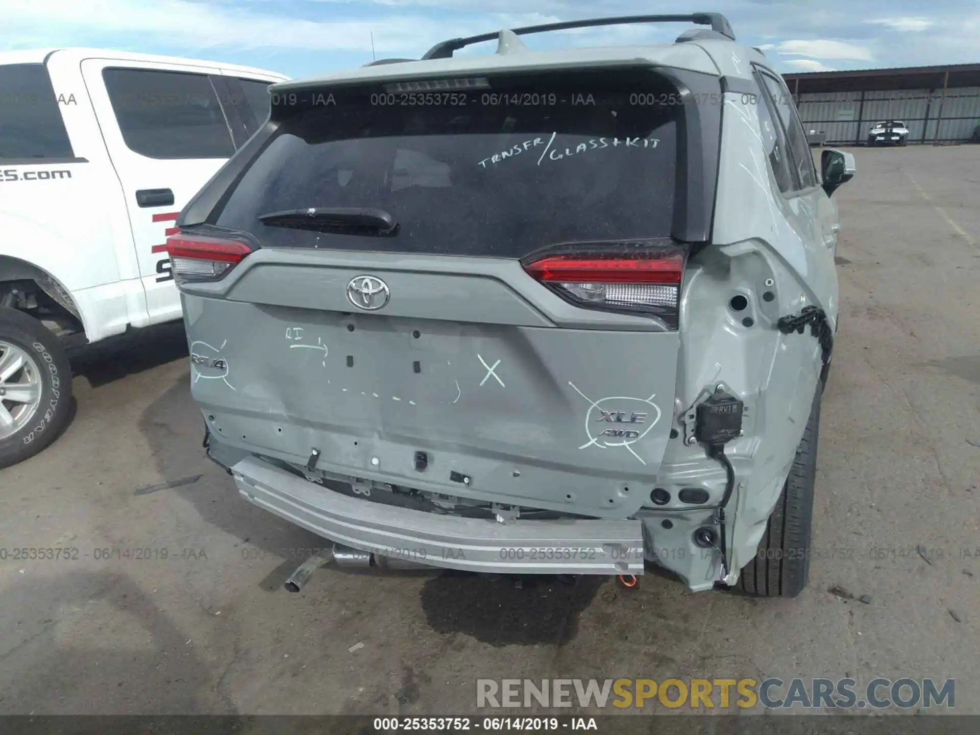 6 Photograph of a damaged car JTMP1RFV3KD002713 TOYOTA RAV4 2019