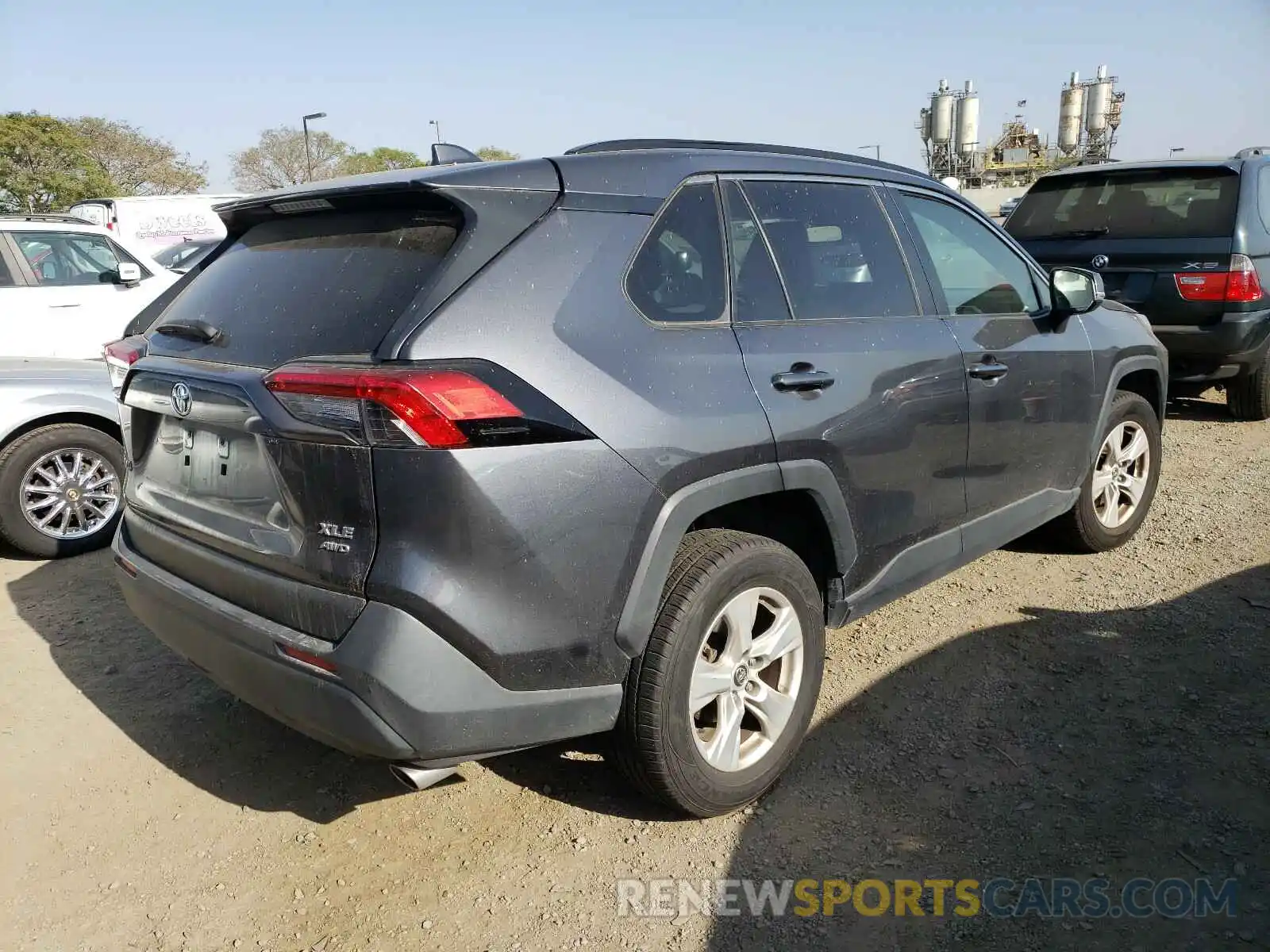 4 Фотография поврежденного автомобиля JTMP1RFV3KD003151 TOYOTA RAV4 2019