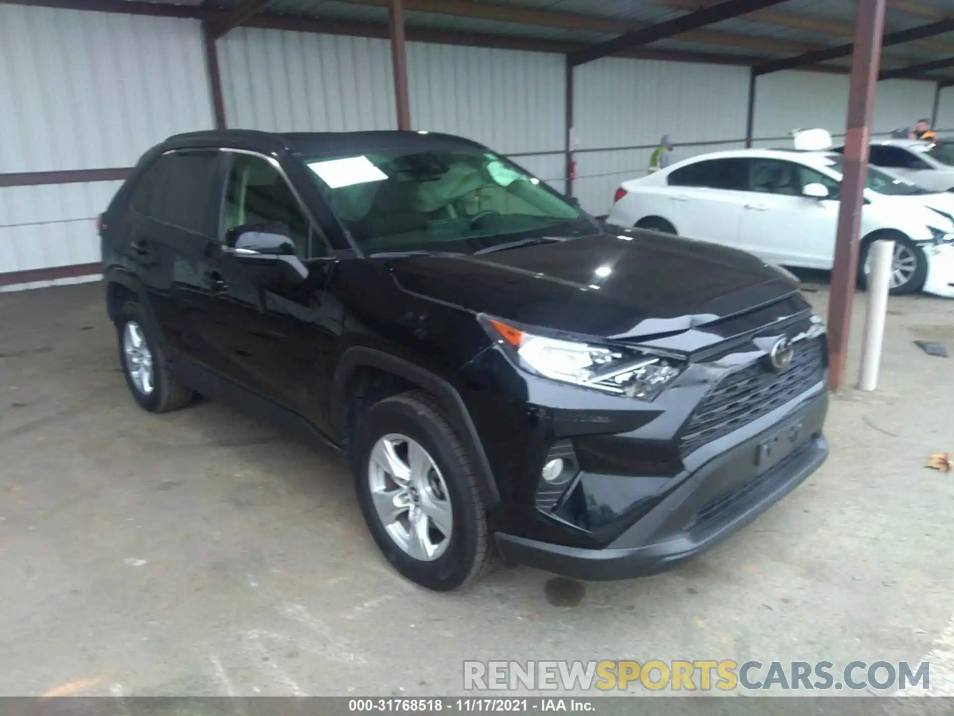 1 Фотография поврежденного автомобиля JTMP1RFV3KD006163 TOYOTA RAV4 2019