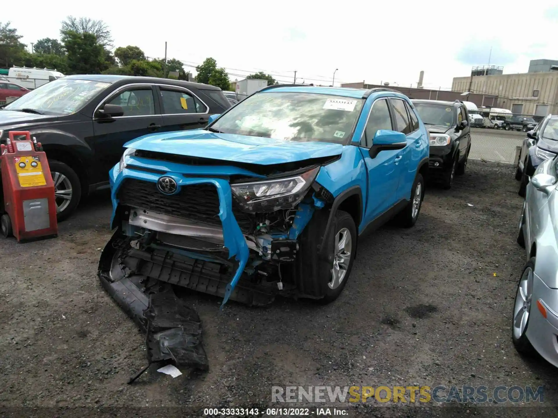 6 Фотография поврежденного автомобиля JTMP1RFV3KD010696 TOYOTA RAV4 2019