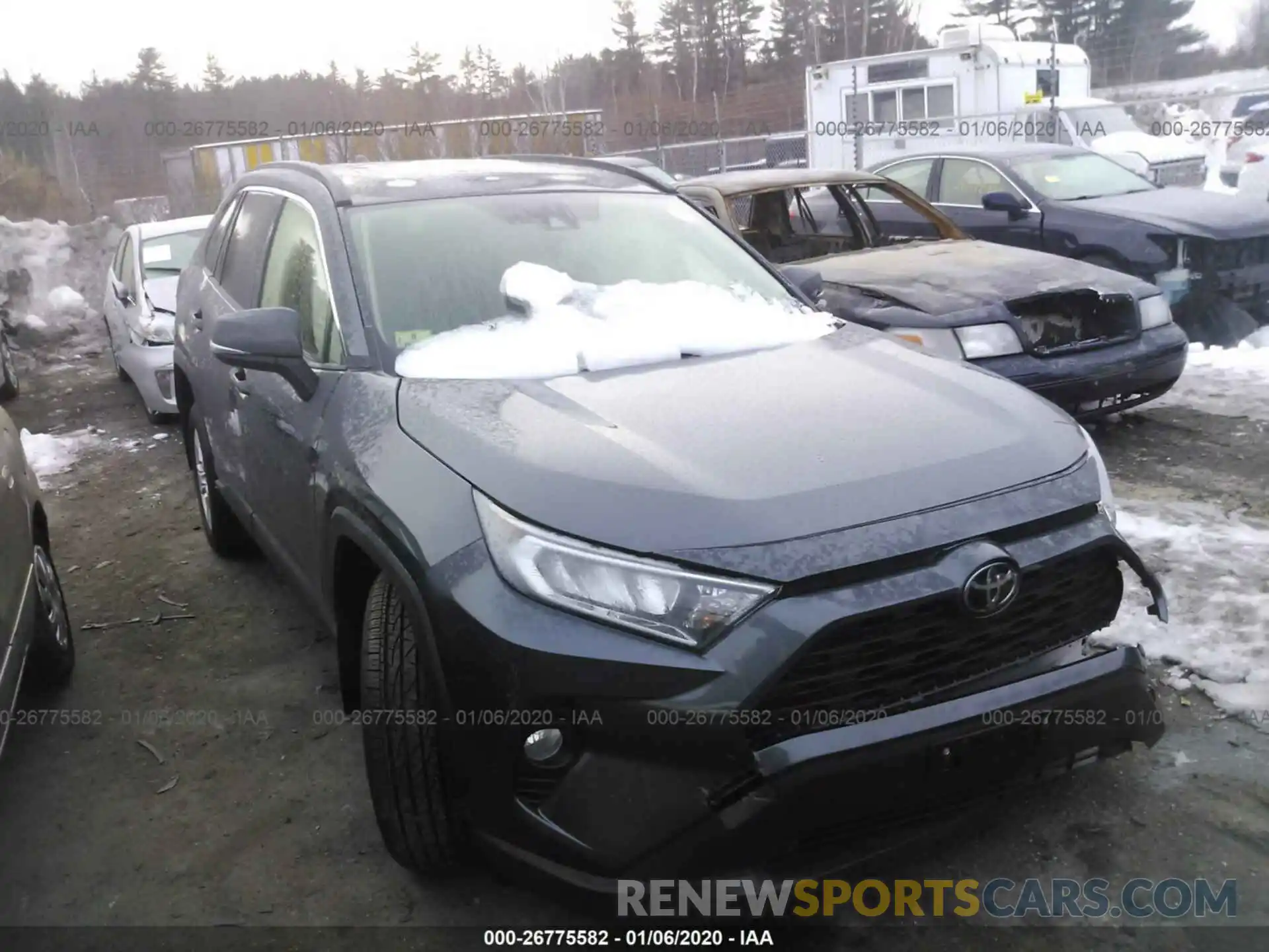 1 Photograph of a damaged car JTMP1RFV3KD022735 TOYOTA RAV4 2019