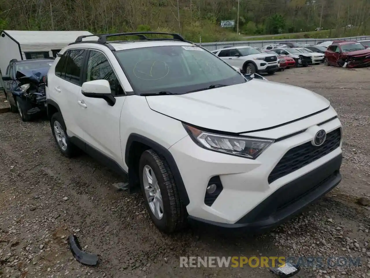 1 Photograph of a damaged car JTMP1RFV3KD023240 TOYOTA RAV4 2019