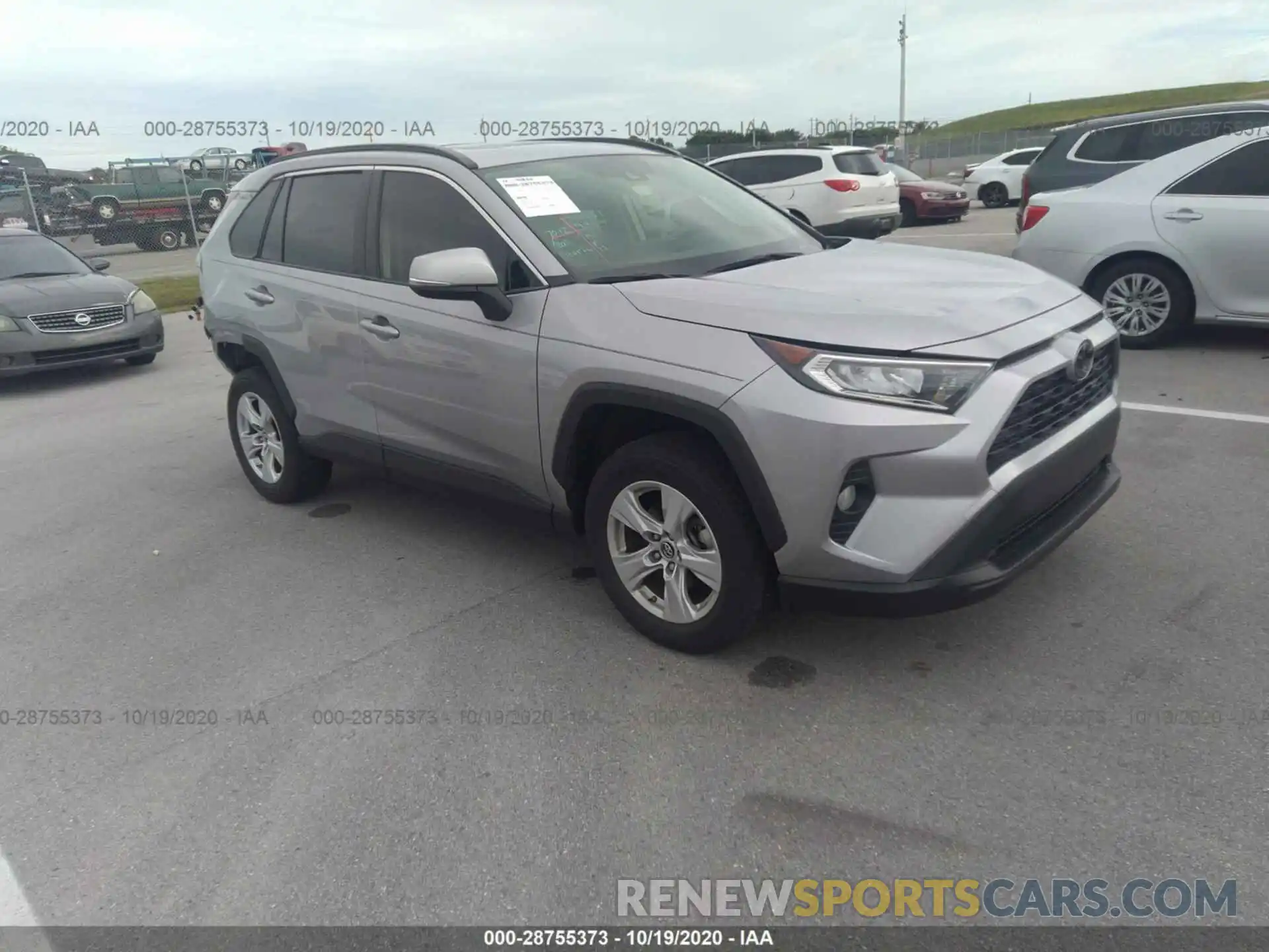 1 Photograph of a damaged car JTMP1RFV3KD027353 TOYOTA RAV4 2019