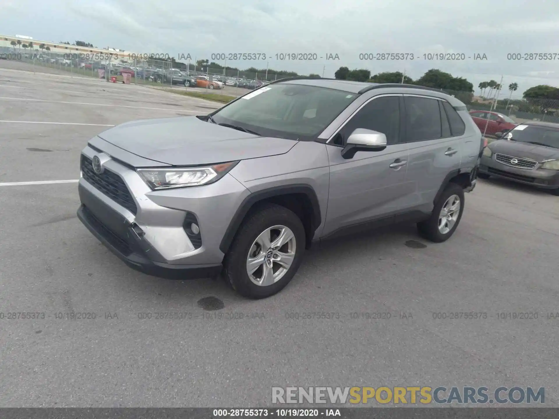 2 Photograph of a damaged car JTMP1RFV3KD027353 TOYOTA RAV4 2019