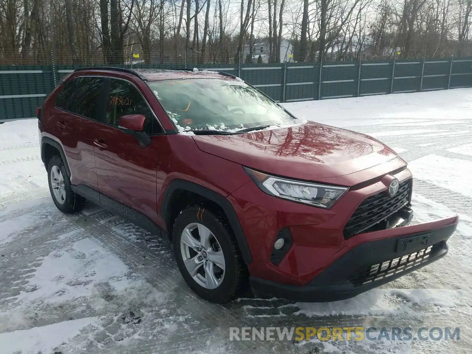 1 Photograph of a damaged car JTMP1RFV3KD029992 TOYOTA RAV4 2019