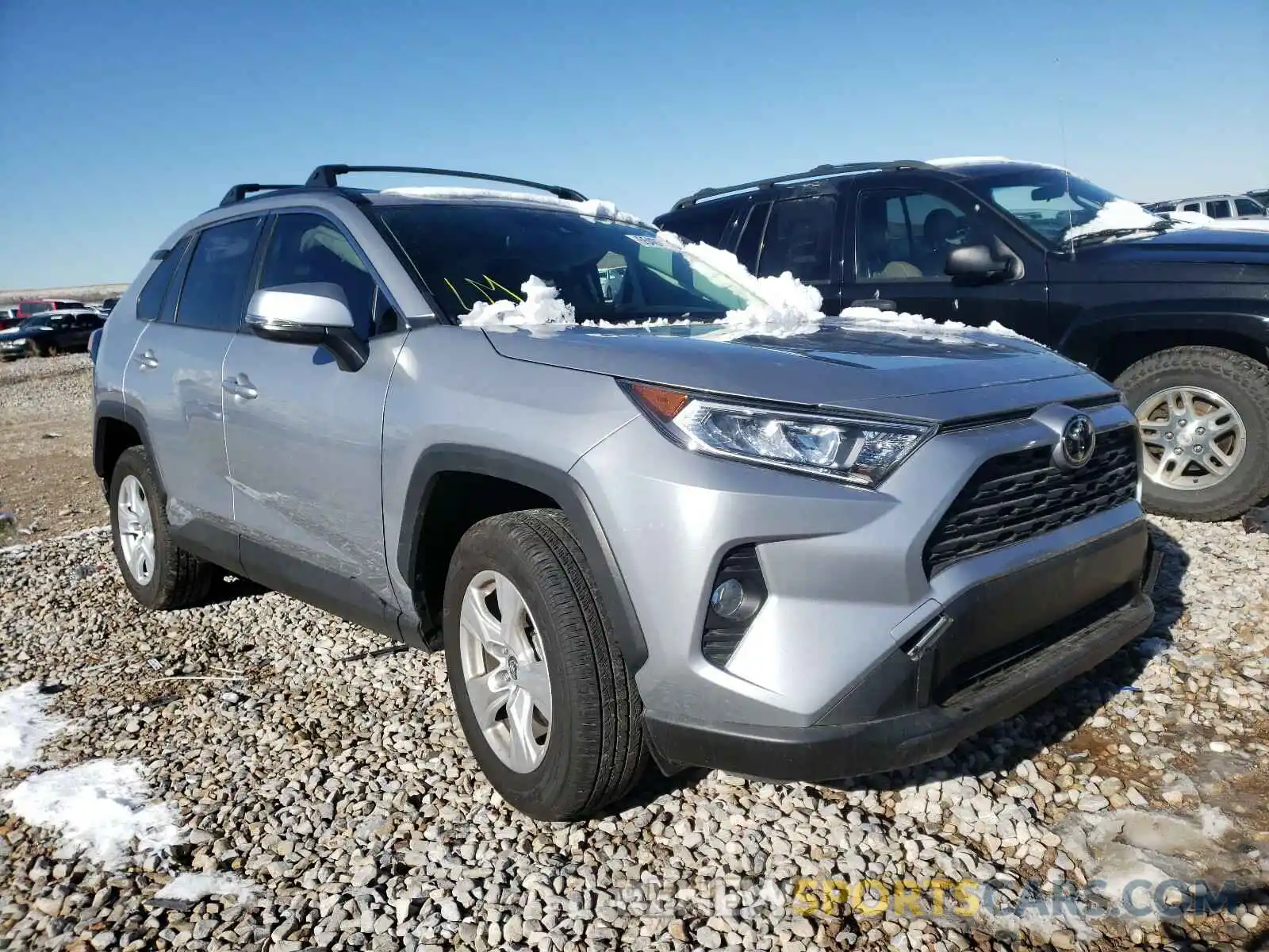 1 Photograph of a damaged car JTMP1RFV3KD030379 TOYOTA RAV4 2019