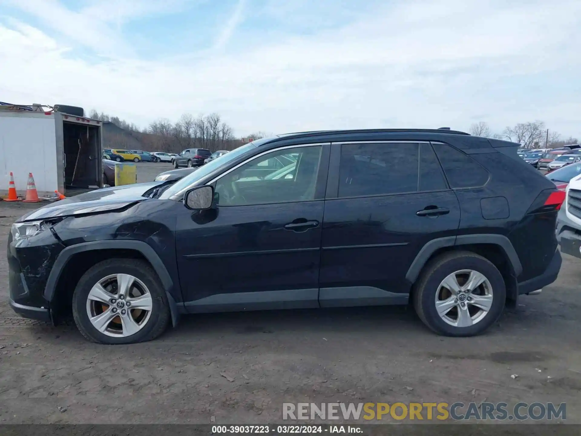 14 Photograph of a damaged car JTMP1RFV3KD030382 TOYOTA RAV4 2019