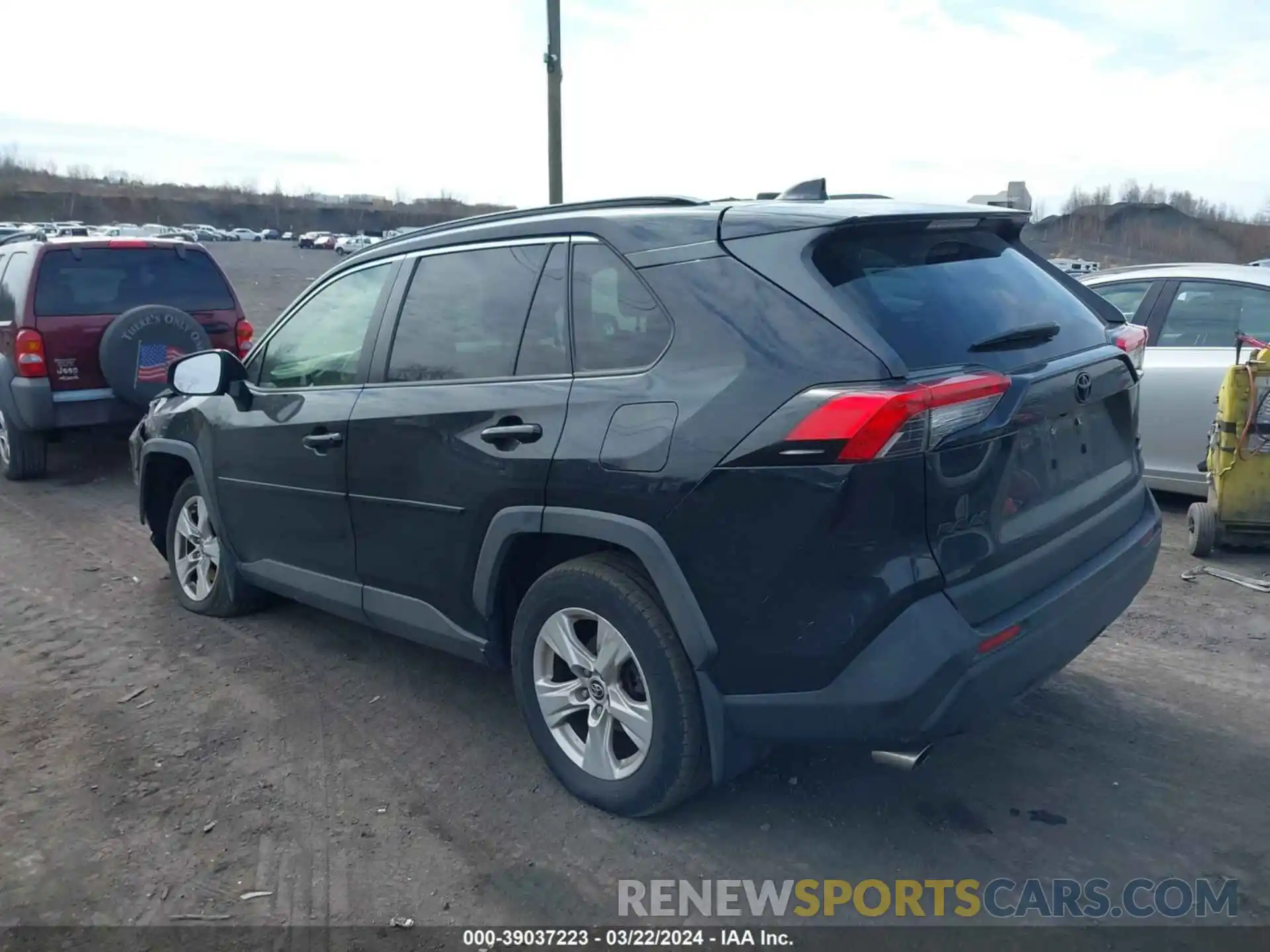 3 Фотография поврежденного автомобиля JTMP1RFV3KD030382 TOYOTA RAV4 2019