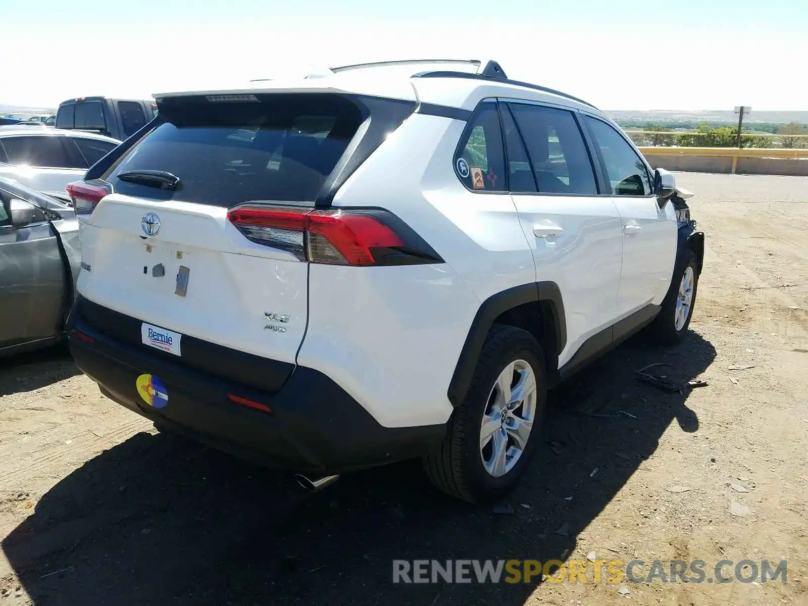 4 Photograph of a damaged car JTMP1RFV3KD031306 TOYOTA RAV4 2019