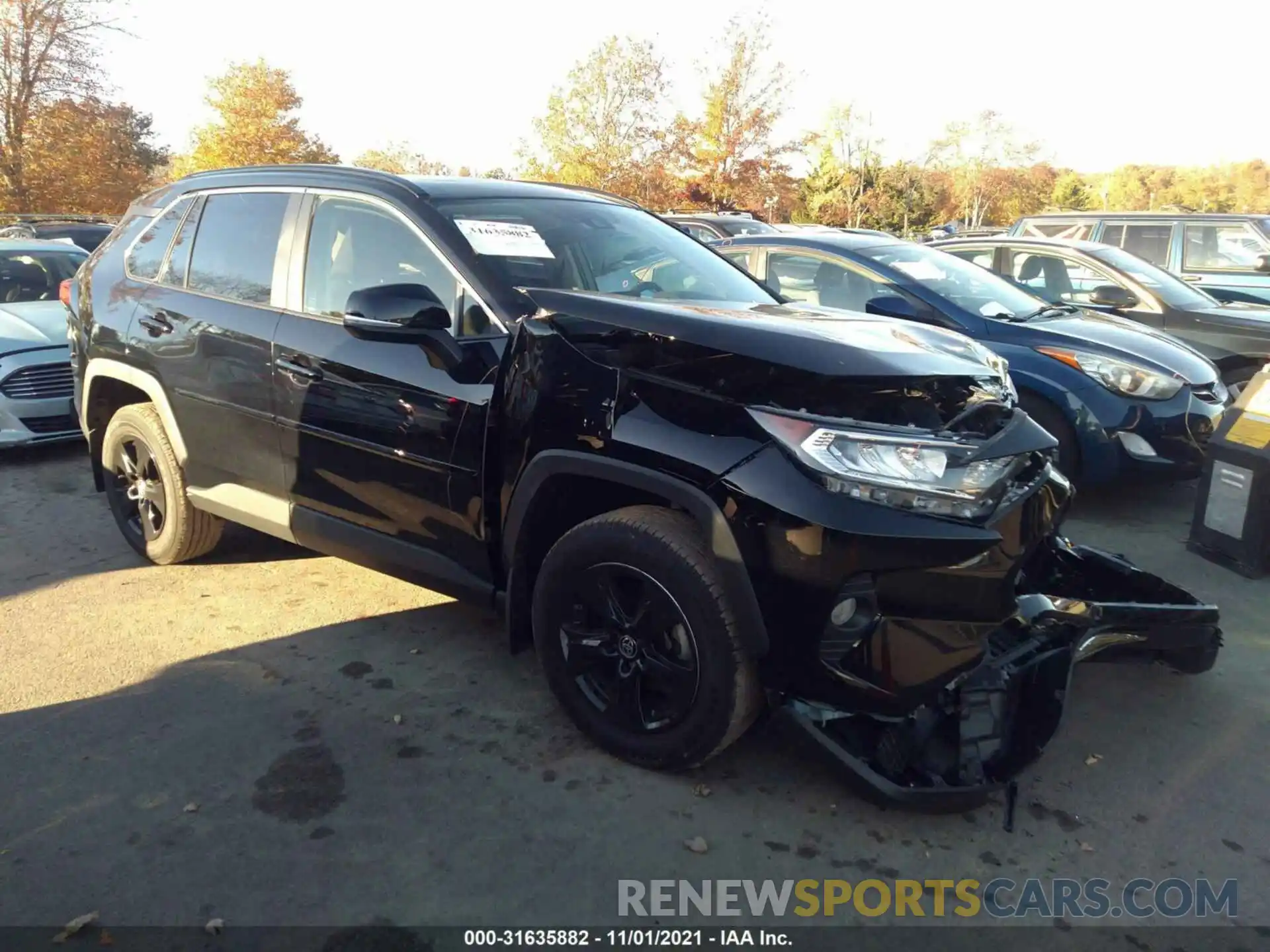 1 Фотография поврежденного автомобиля JTMP1RFV3KD039308 TOYOTA RAV4 2019