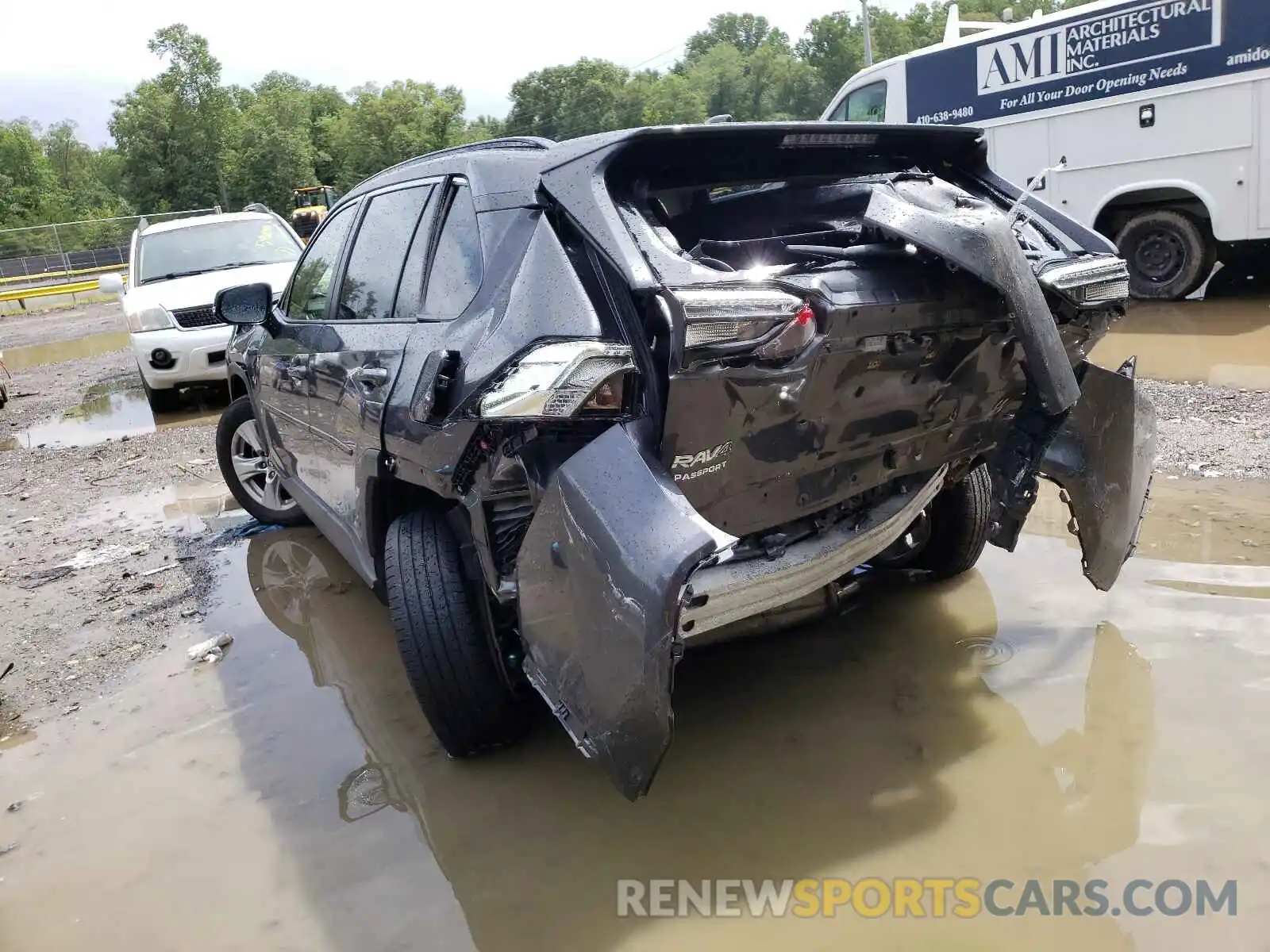 3 Photograph of a damaged car JTMP1RFV3KD039504 TOYOTA RAV4 2019