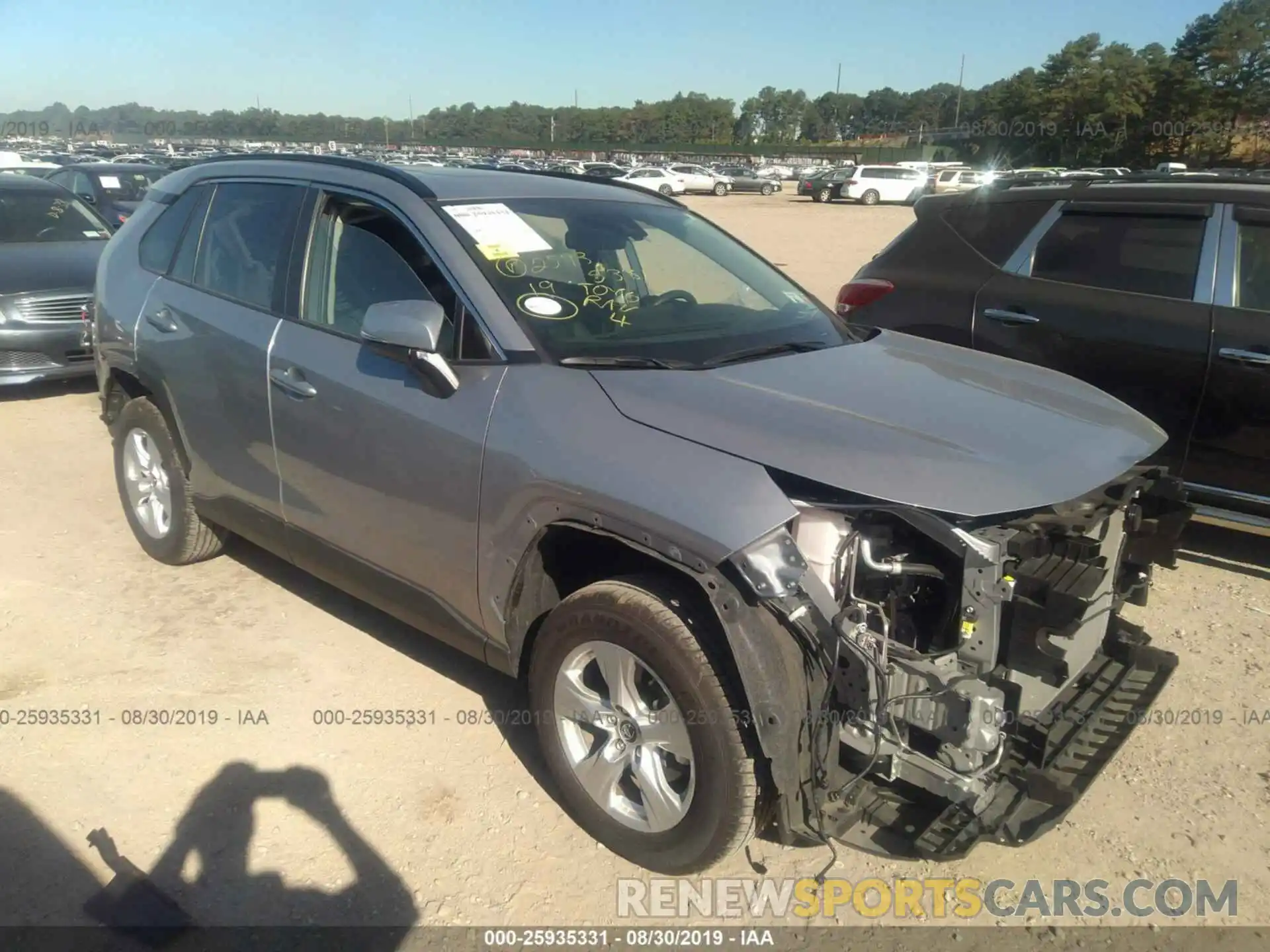 1 Photograph of a damaged car JTMP1RFV3KD500653 TOYOTA RAV4 2019