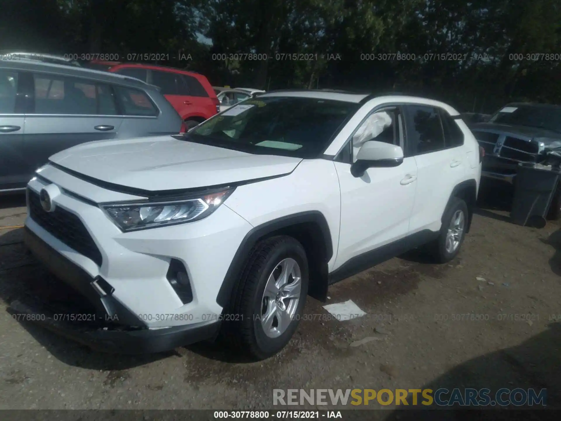 2 Фотография поврежденного автомобиля JTMP1RFV3KD502046 TOYOTA RAV4 2019