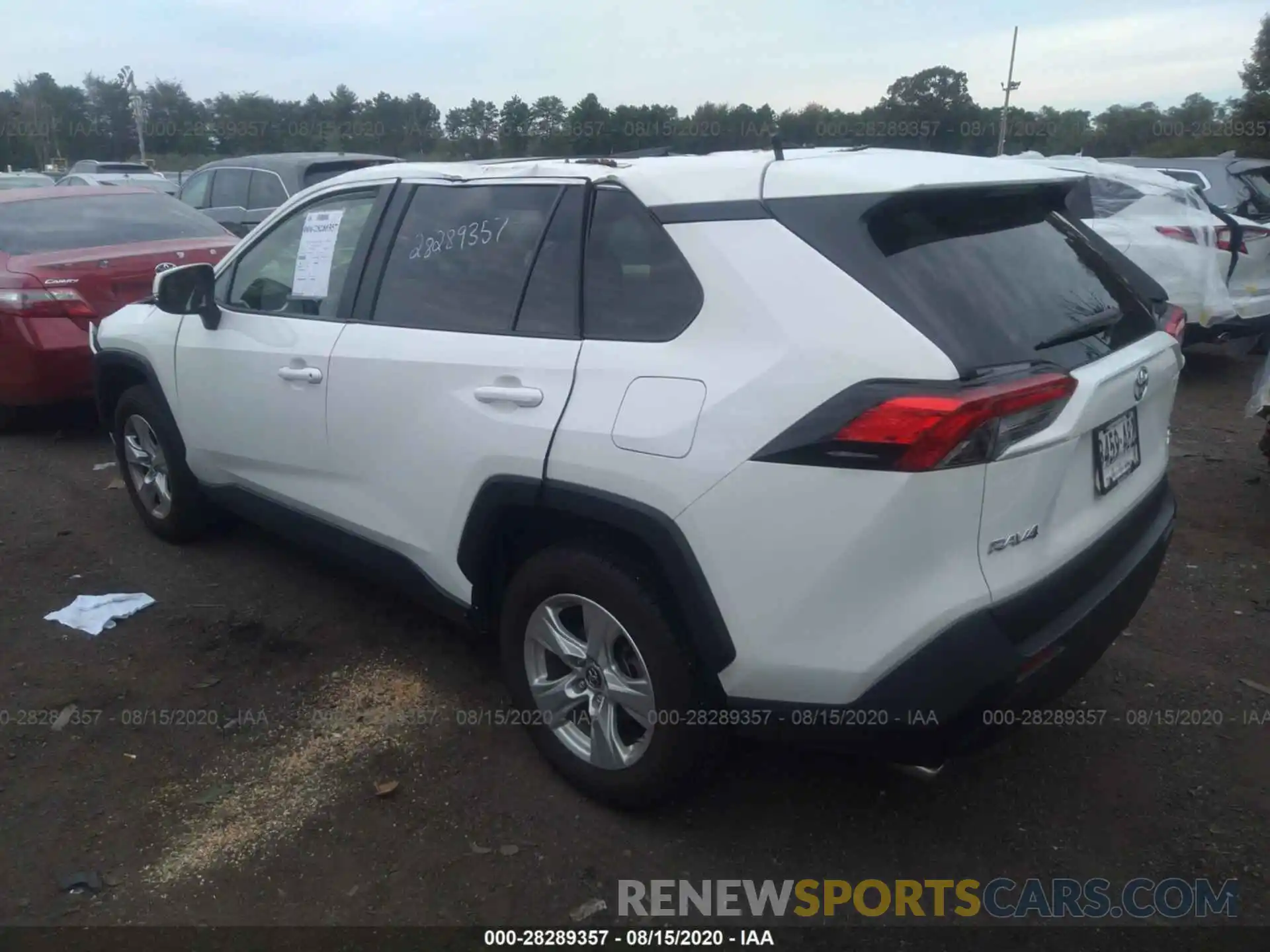 3 Photograph of a damaged car JTMP1RFV3KD503195 TOYOTA RAV4 2019