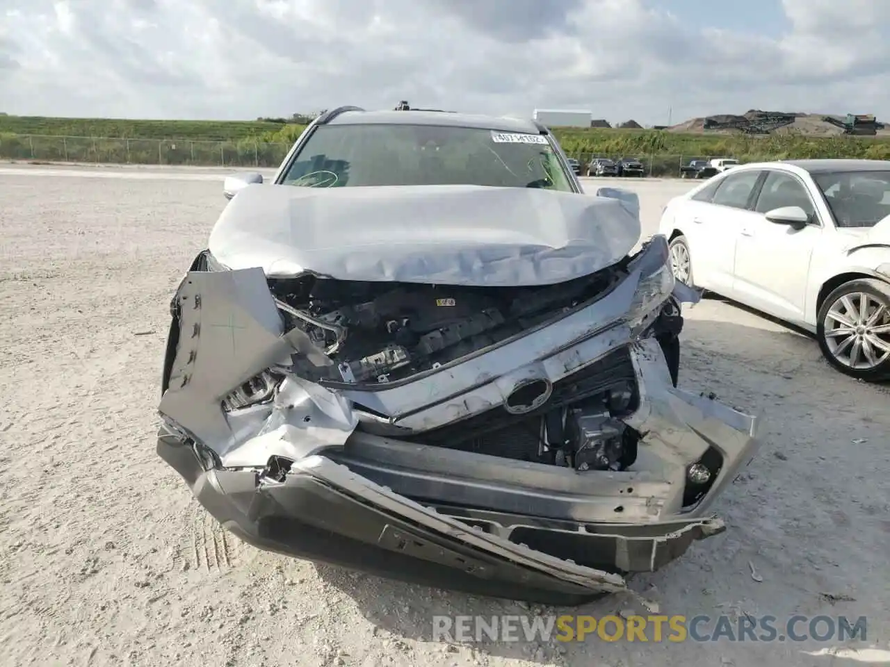 9 Photograph of a damaged car JTMP1RFV3KD504928 TOYOTA RAV4 2019