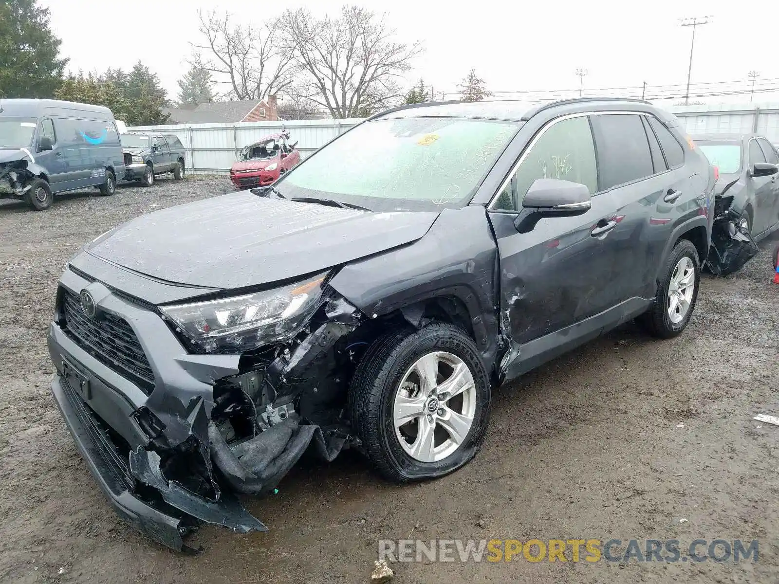 2 Photograph of a damaged car JTMP1RFV3KD508347 TOYOTA RAV4 2019