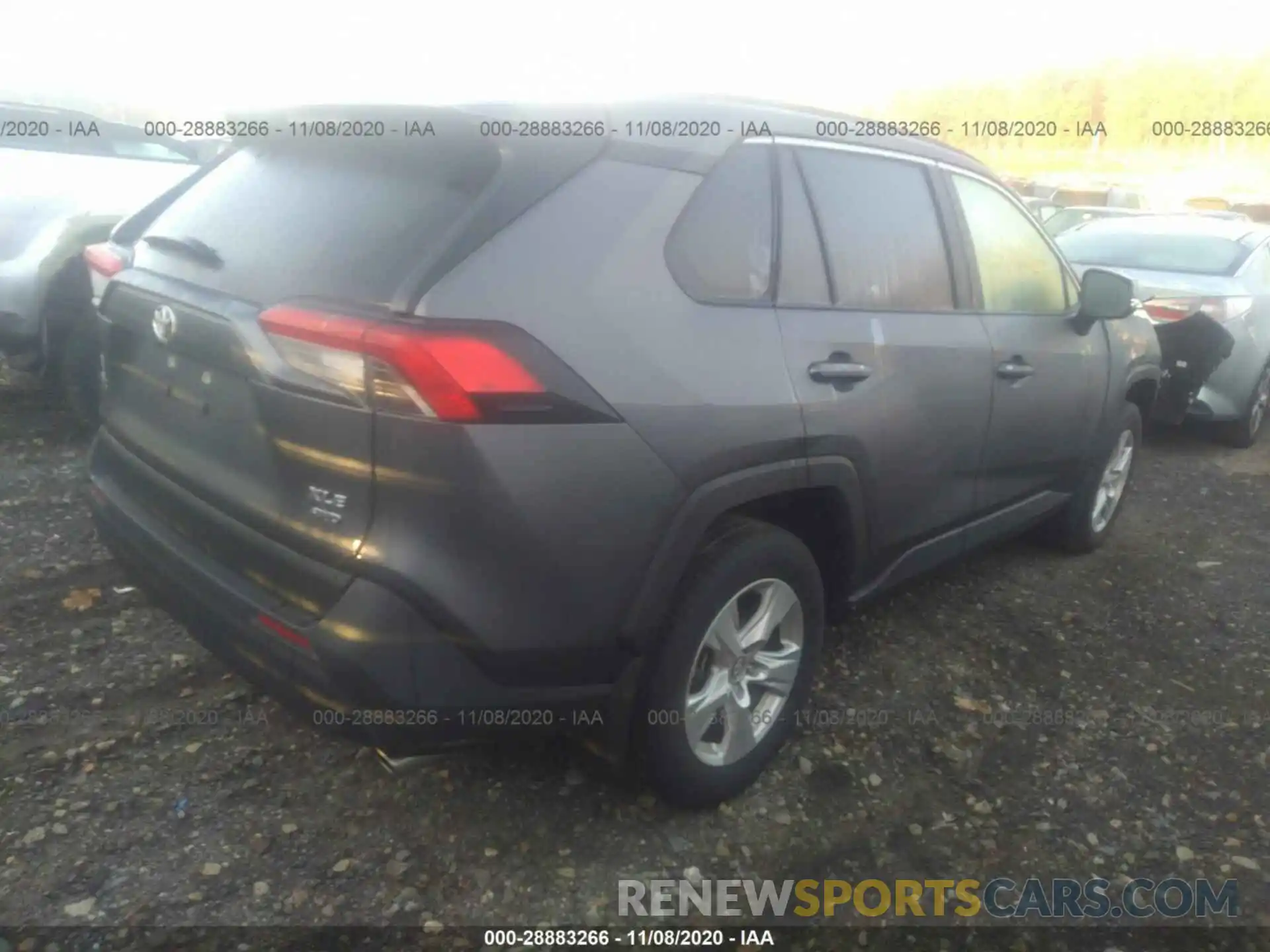 4 Фотография поврежденного автомобиля JTMP1RFV3KD512835 TOYOTA RAV4 2019