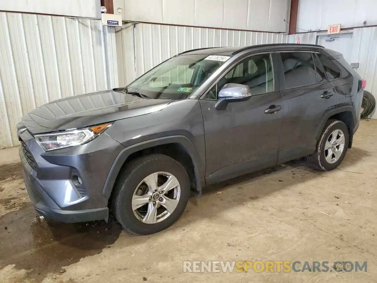 1 Photograph of a damaged car JTMP1RFV3KD518618 TOYOTA RAV4 2019