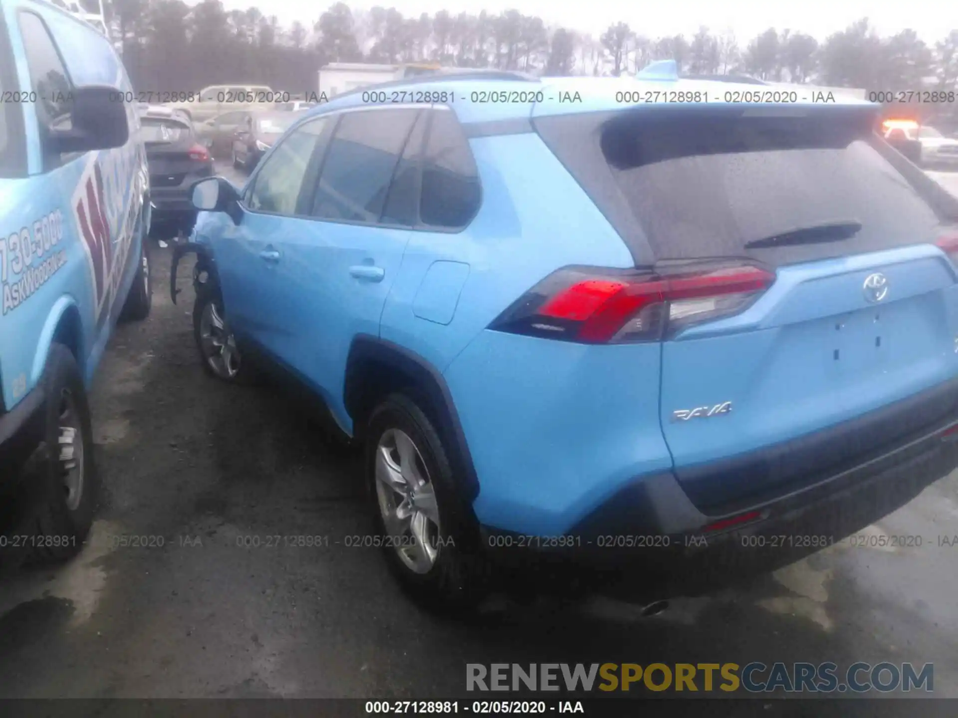 3 Фотография поврежденного автомобиля JTMP1RFV3KD520238 TOYOTA RAV4 2019