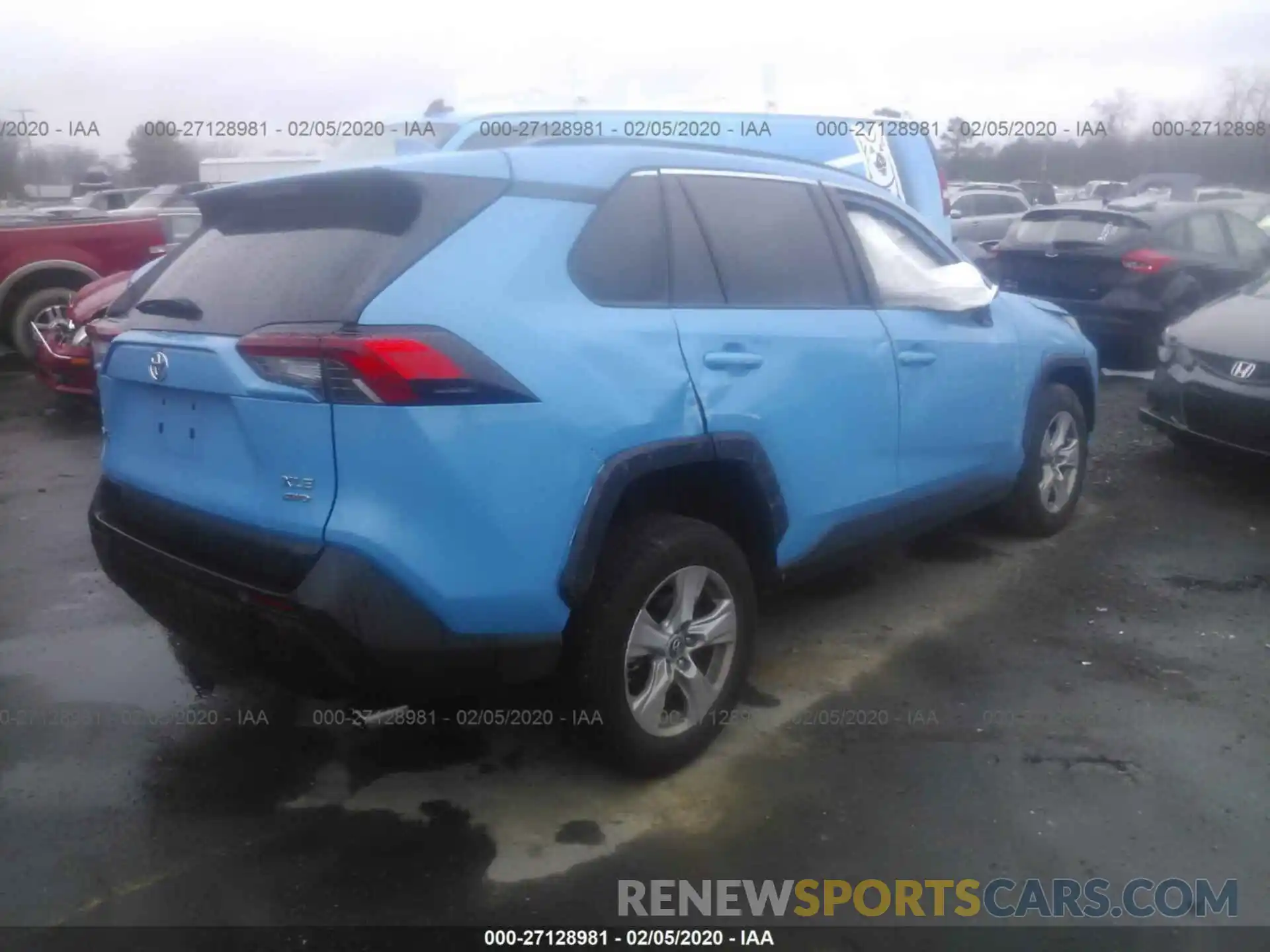 4 Фотография поврежденного автомобиля JTMP1RFV3KD520238 TOYOTA RAV4 2019