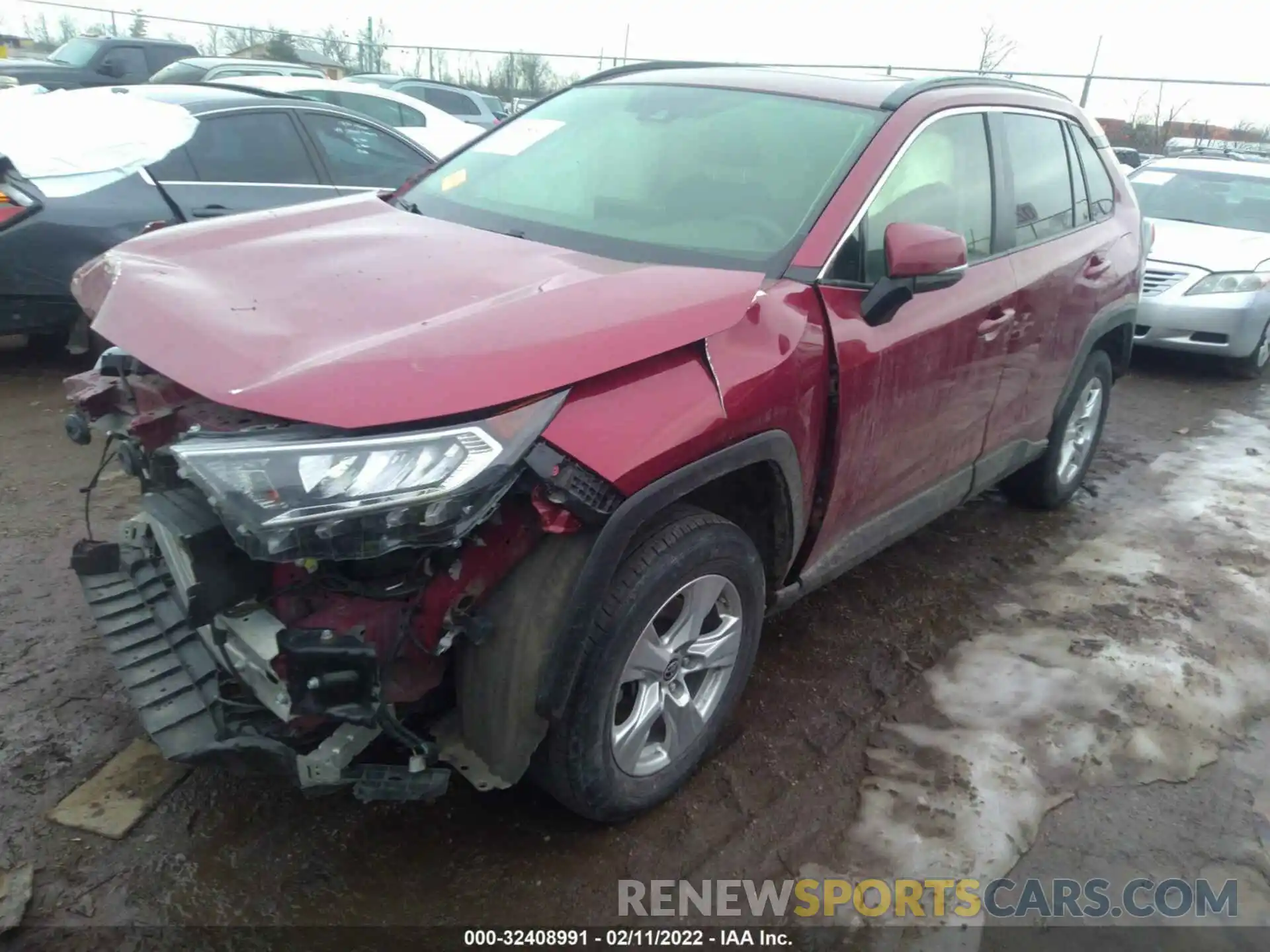 2 Photograph of a damaged car JTMP1RFV3KJ025507 TOYOTA RAV4 2019