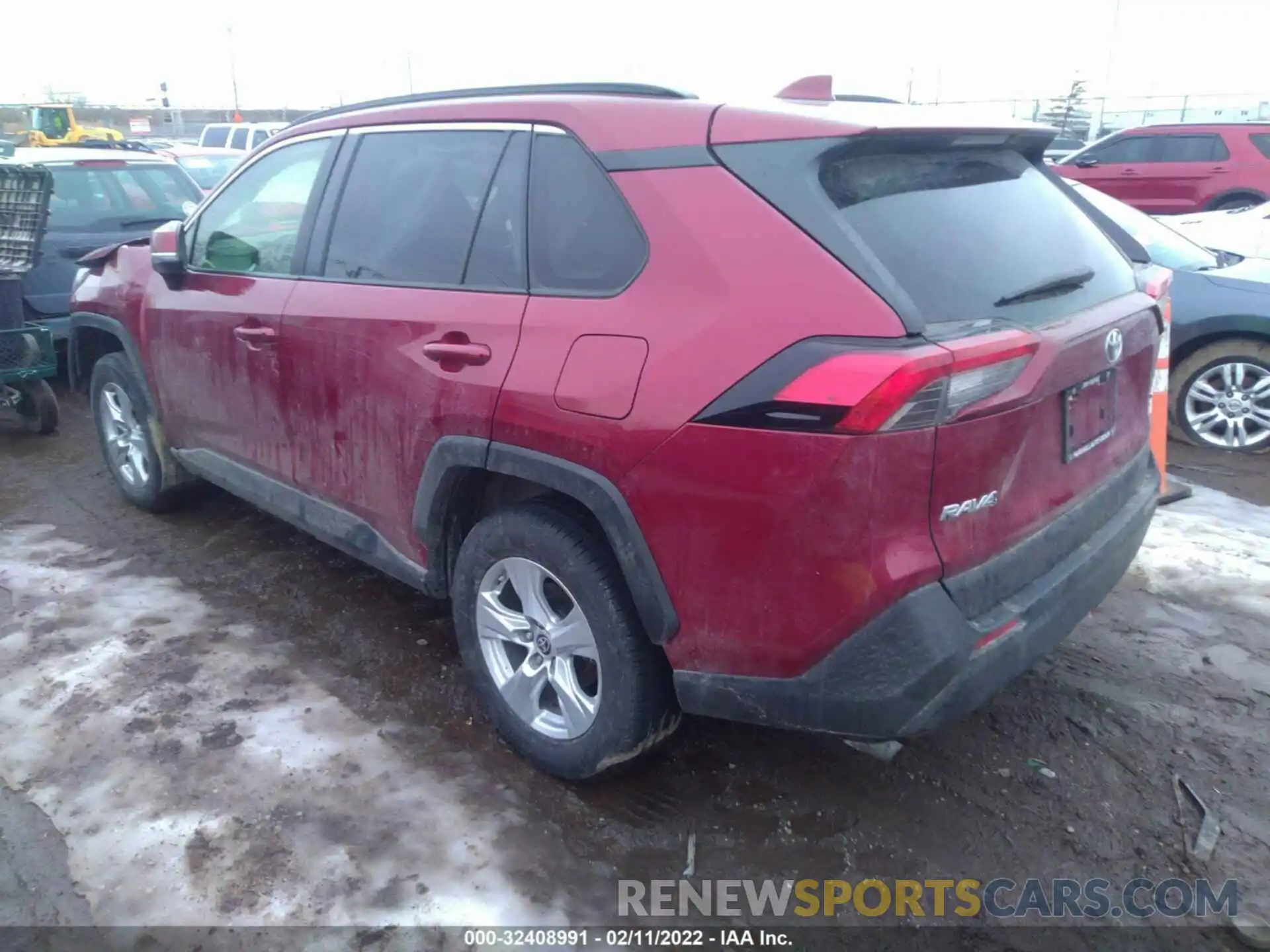 3 Photograph of a damaged car JTMP1RFV3KJ025507 TOYOTA RAV4 2019