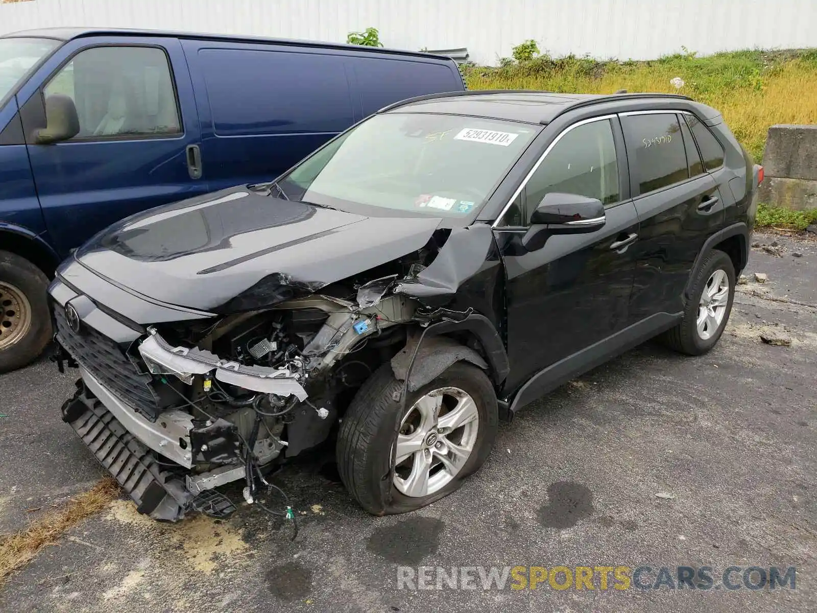 2 Photograph of a damaged car JTMP1RFV4KD006513 TOYOTA RAV4 2019