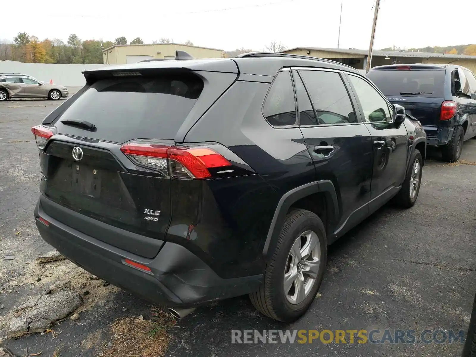 4 Photograph of a damaged car JTMP1RFV4KD006513 TOYOTA RAV4 2019