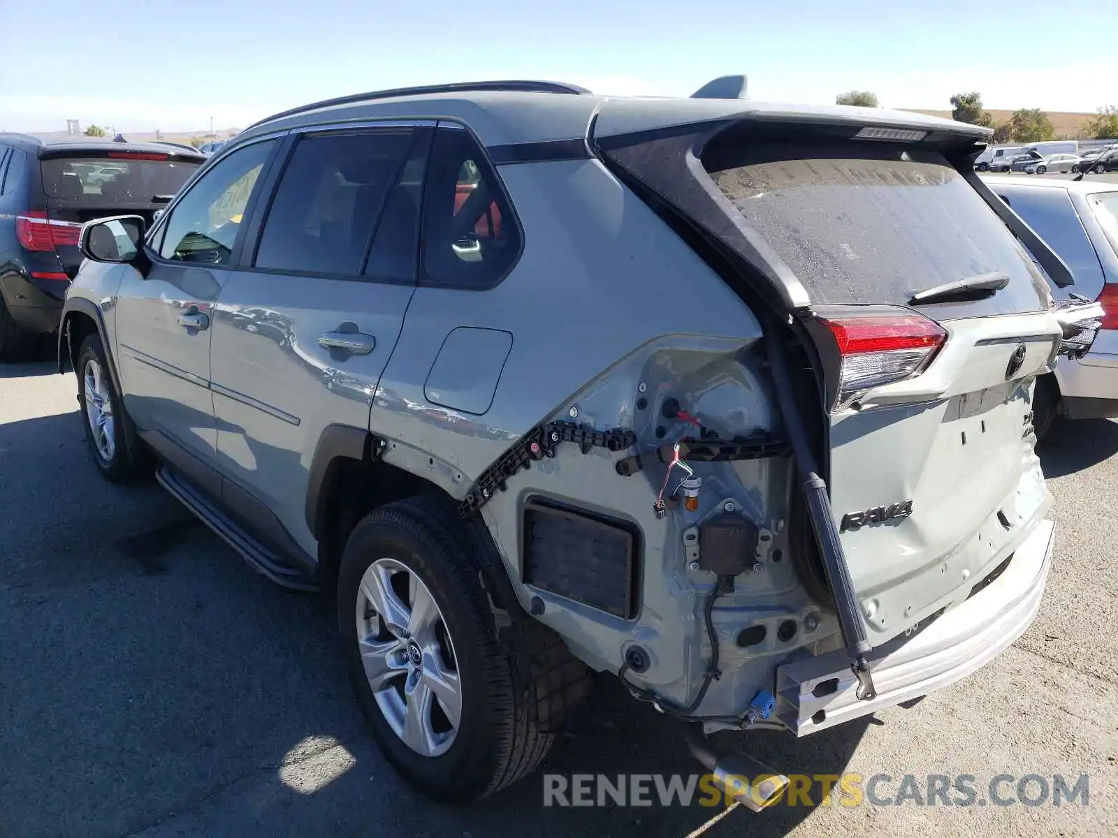 3 Photograph of a damaged car JTMP1RFV4KD014188 TOYOTA RAV4 2019