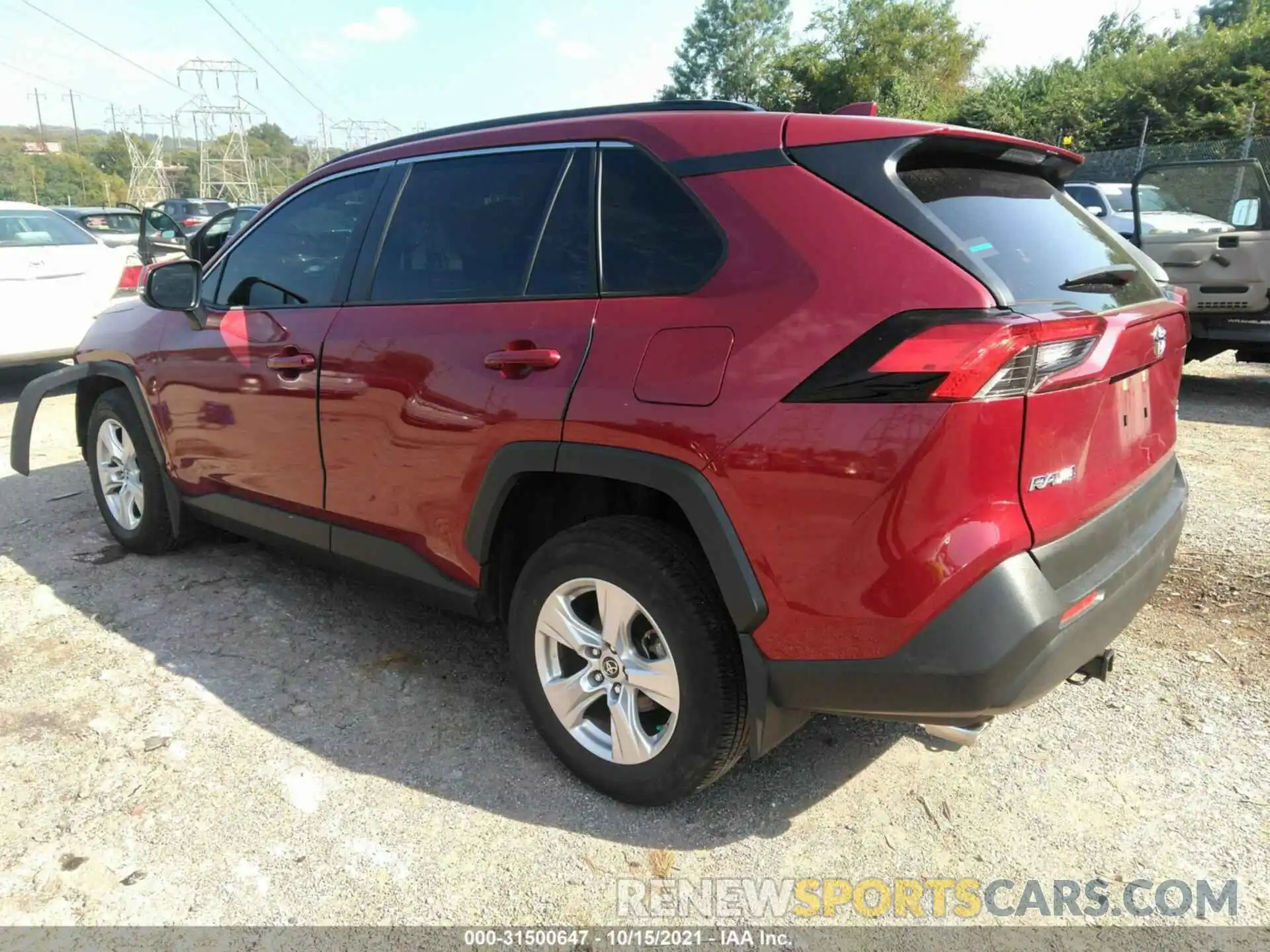 3 Photograph of a damaged car JTMP1RFV4KD017804 TOYOTA RAV4 2019