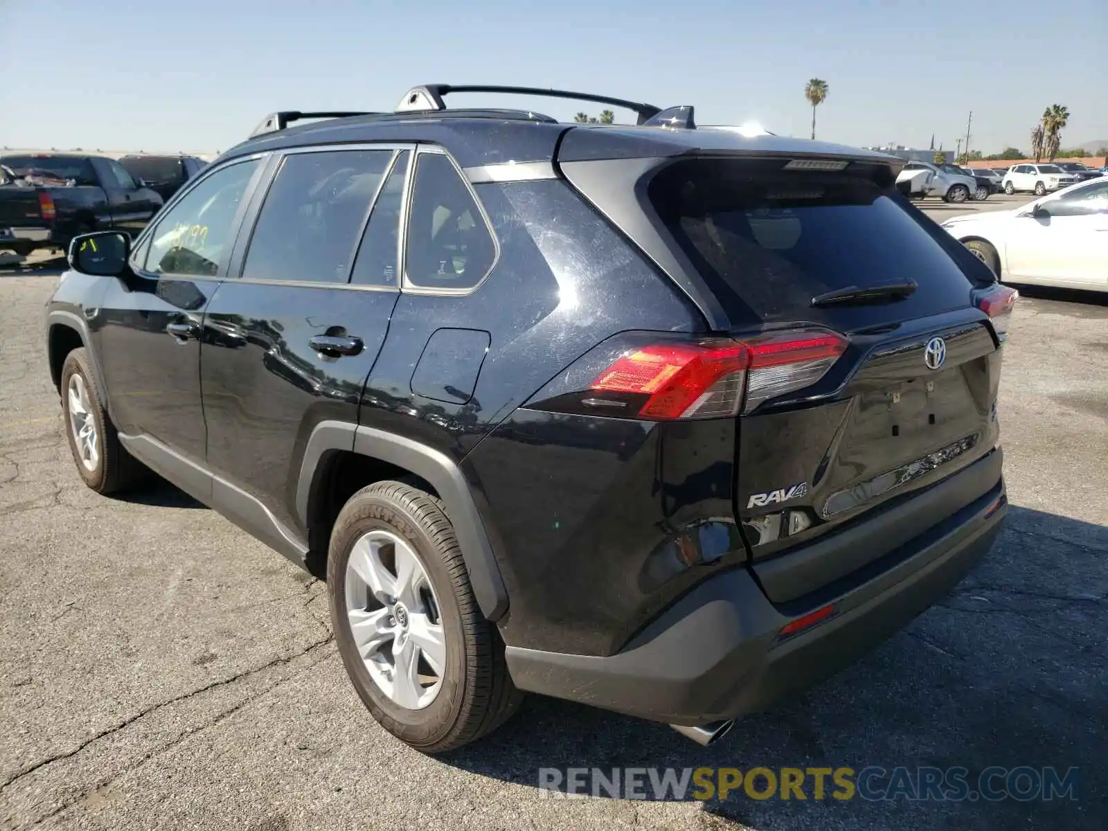 3 Photograph of a damaged car JTMP1RFV4KD018001 TOYOTA RAV4 2019