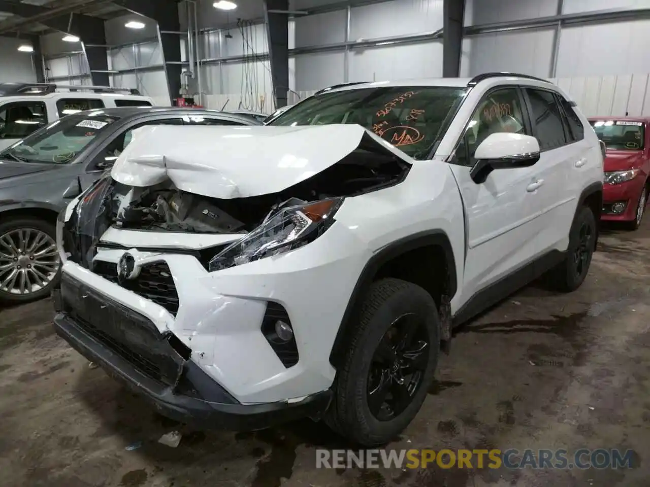 2 Фотография поврежденного автомобиля JTMP1RFV4KD021240 TOYOTA RAV4 2019